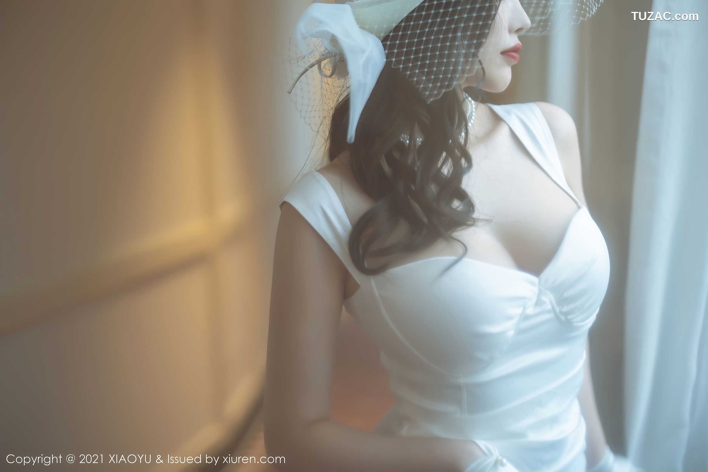 XiaoYu语画界-587-杨晨晨-白月光与朱砂痣主题蕾丝吊带袜-2021.08.06