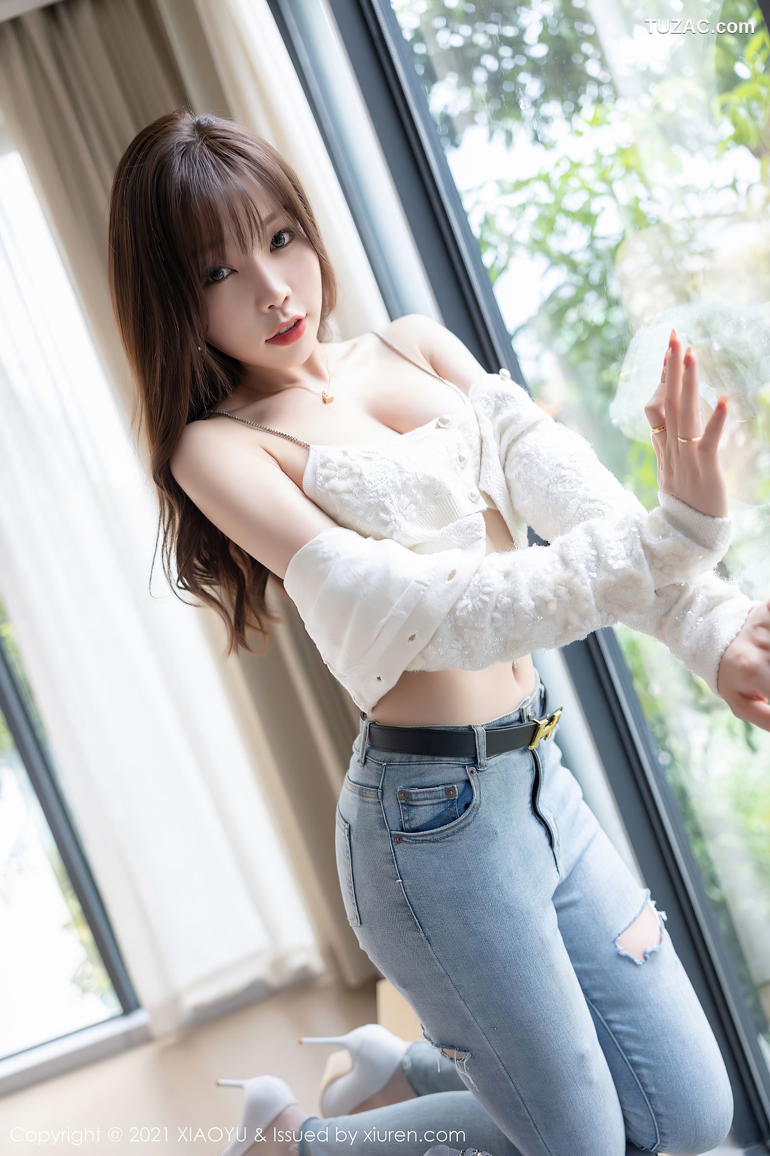 XiaoYu语画界-627-芝芝Booty-牛仔裤情趣内衣白丝吊带袜-2021.10.08