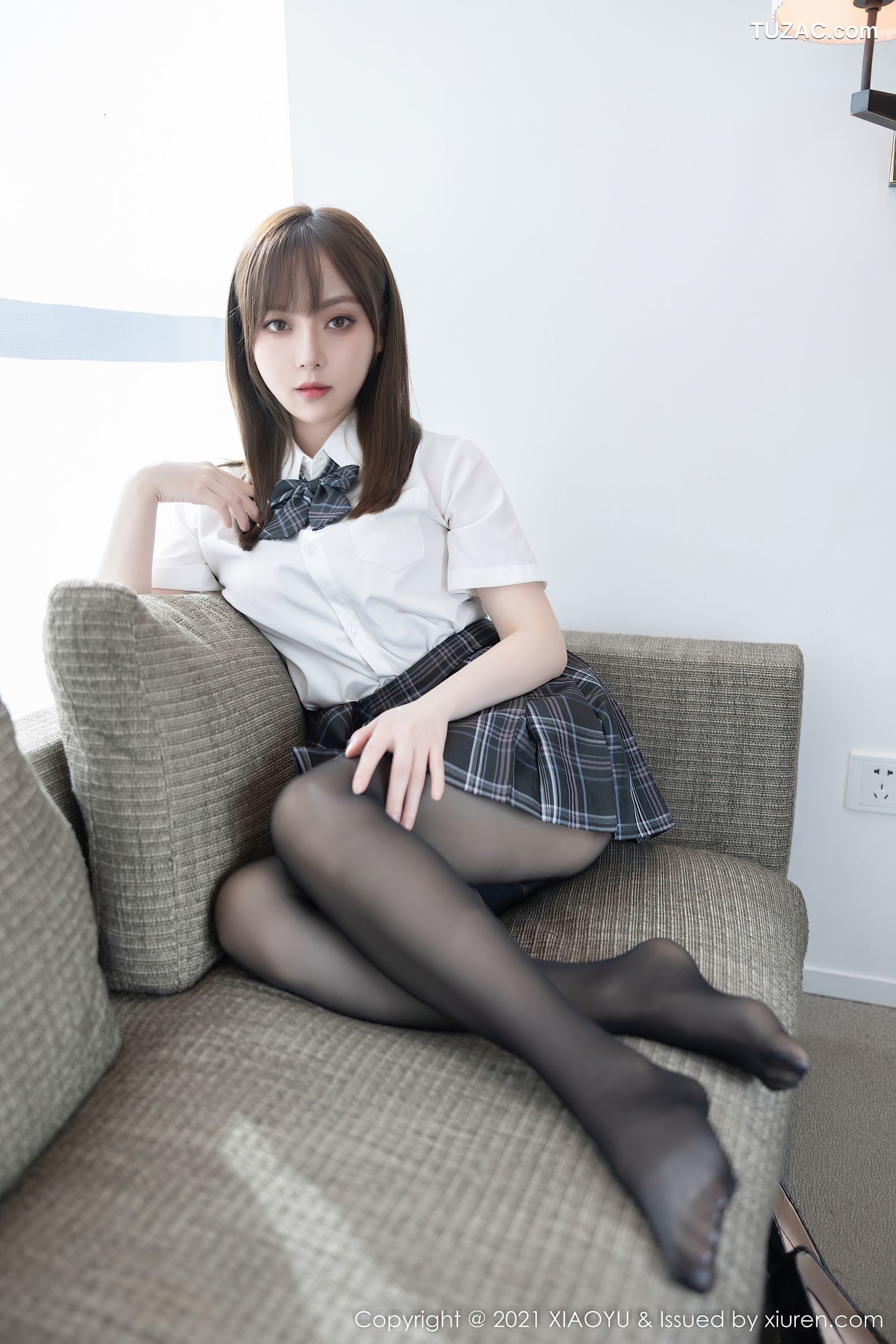 XiaoYu语画界-677-豆瓣酱-学生制服主题性感内衣黑丝-2021.12.16