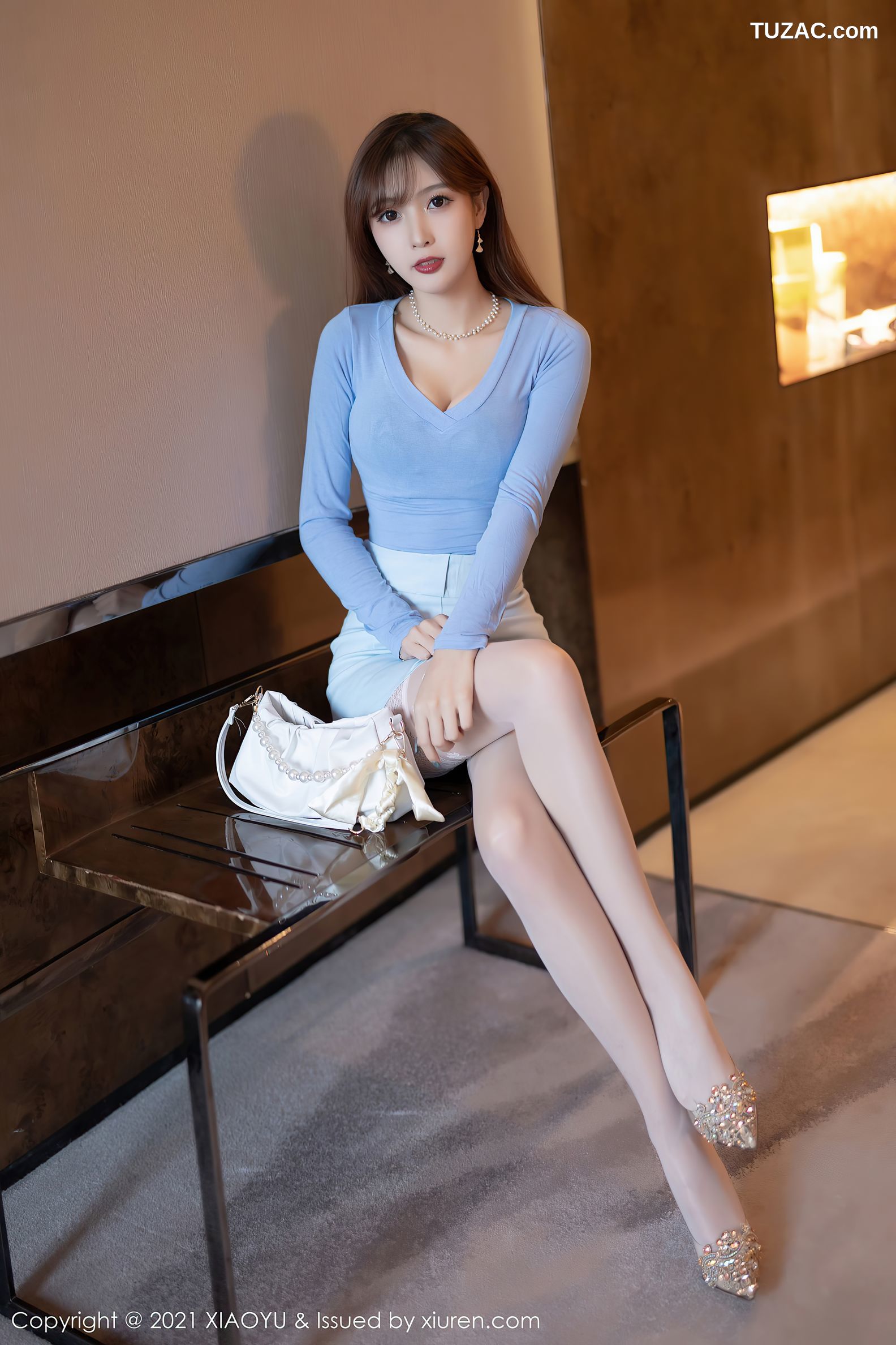 XiaoYu语画界-686-林星阑-淡蓝色紧身上衣性感内衣蕾丝袜-2021.12.29