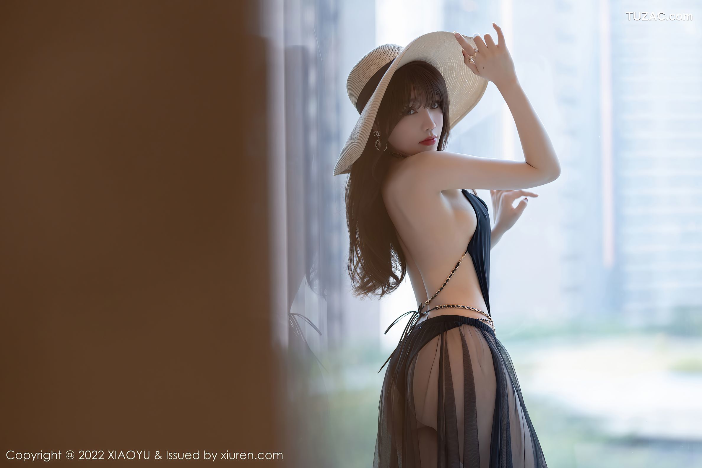 XiaoYu语画界-701-芝芝Booty-酒店场景黑色背吊带网纱长裙-2022.01.20