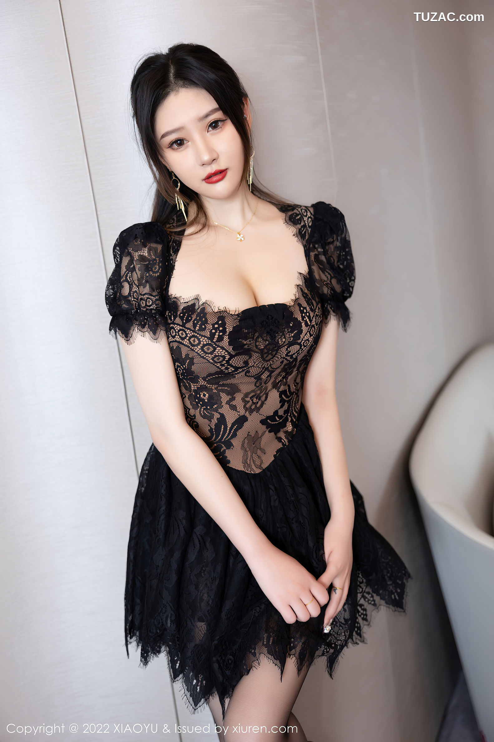 XiaoYu语画界-845-张欣欣-黑色轻透网纱裙网纹内衣蕾丝吊带袜-2022.08.18