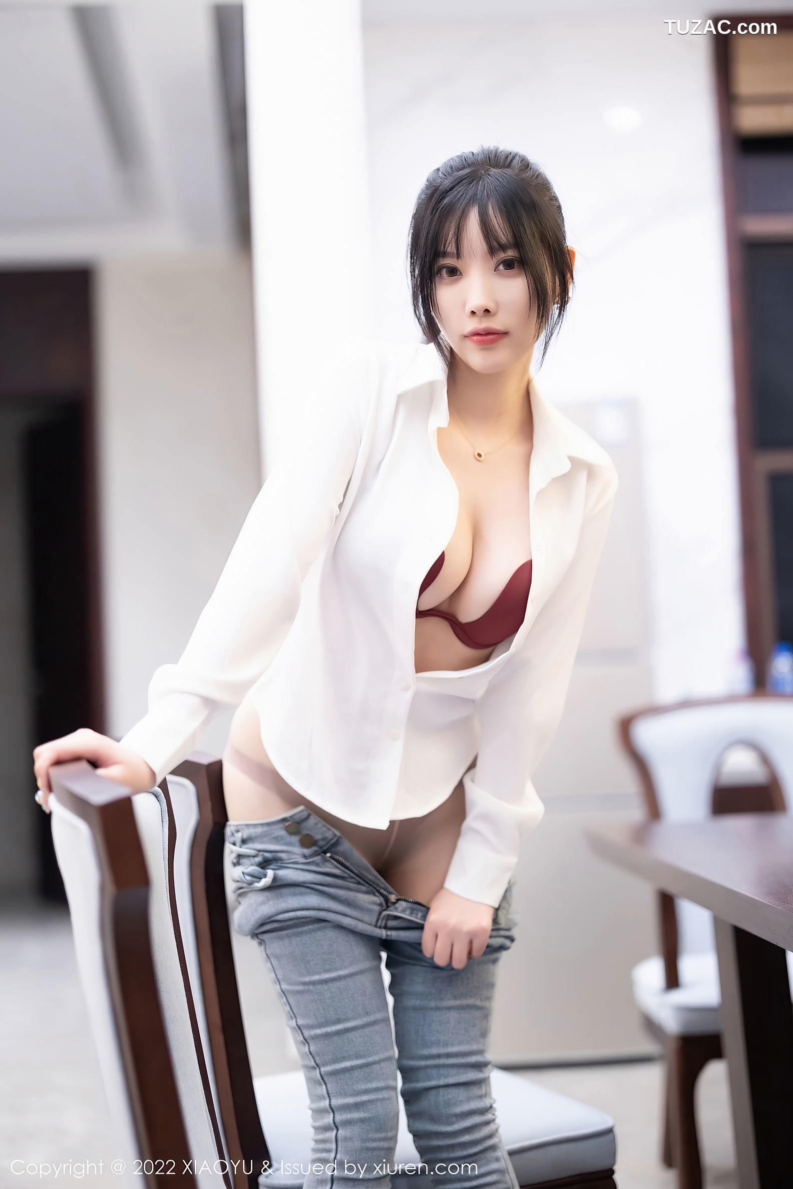 XiaoYu语画界-846-杨晨晨Yome-白衬衫牛仔裤红色内衣肉丝-2022.08.19