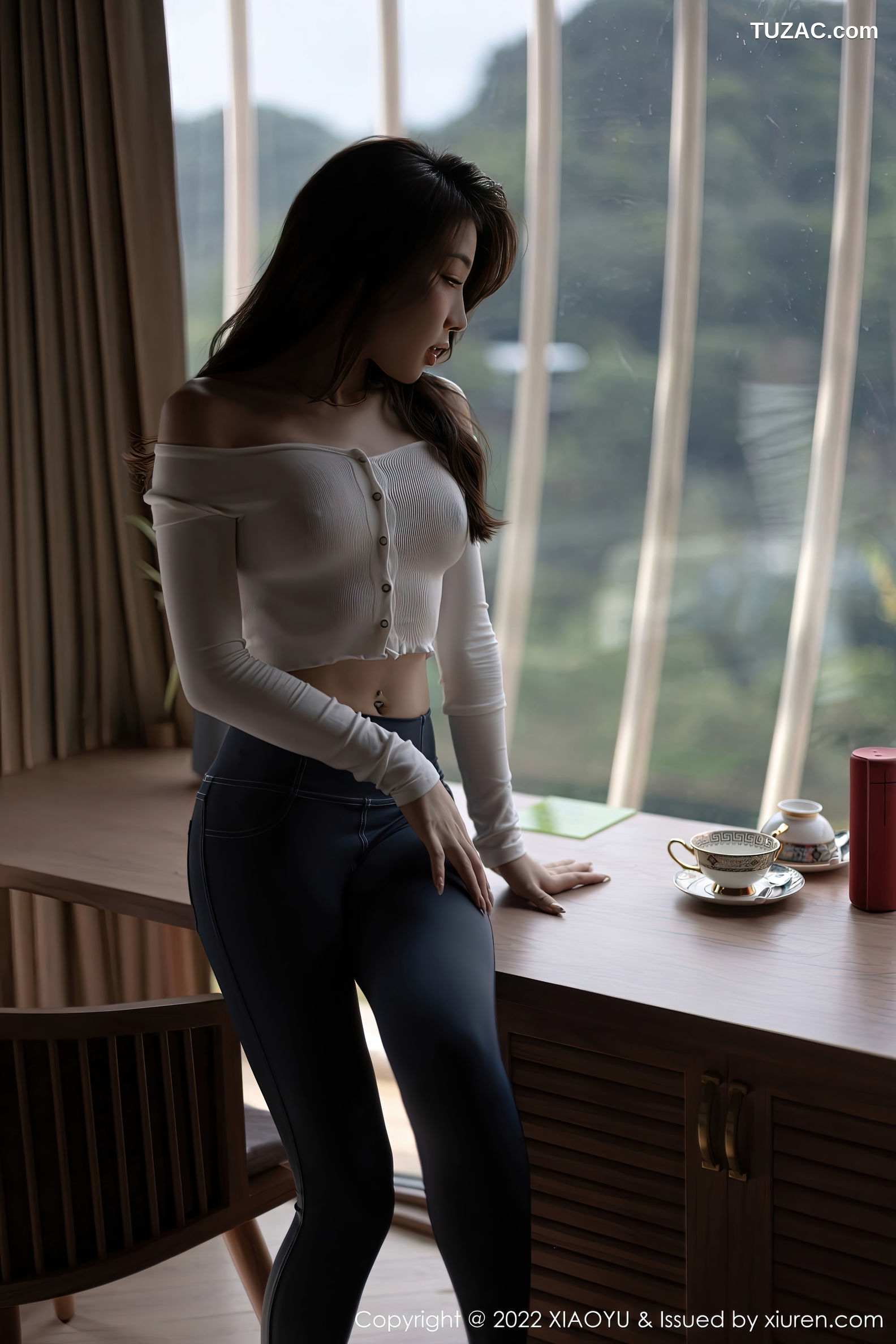 XiaoYu语画界-911-徐莉芝Booty-白色收身衣简约长裤-白色情趣内衣-2022.11.24