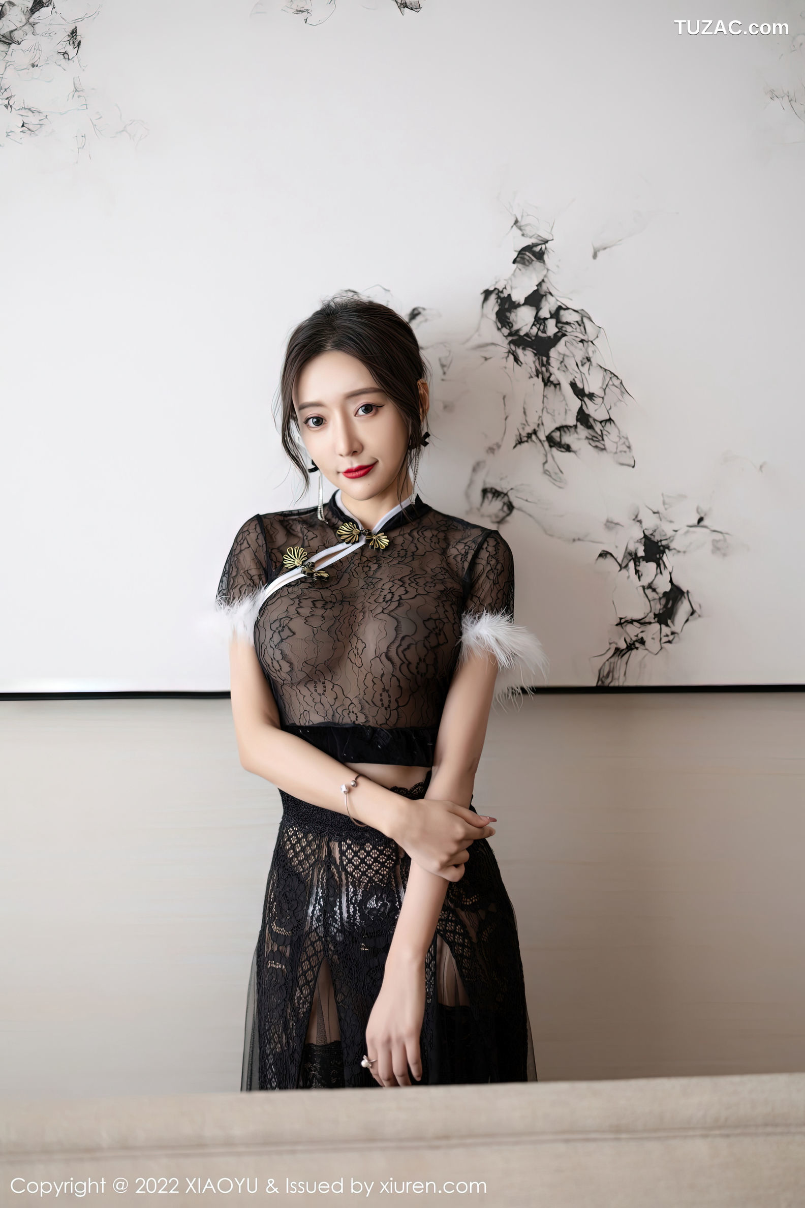 XiaoYu语画界-926-王馨瑶Yanni-黑色薄纱情趣旗袍蕾丝袜-2022.12.15