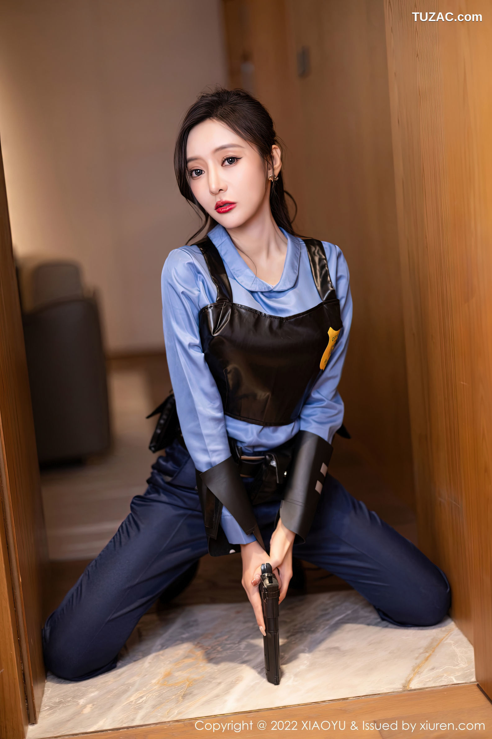 XiaoYu语画界-929-王馨瑶Yanni-蓝色女警官制服黑色蕾丝内衣-2022.12.20