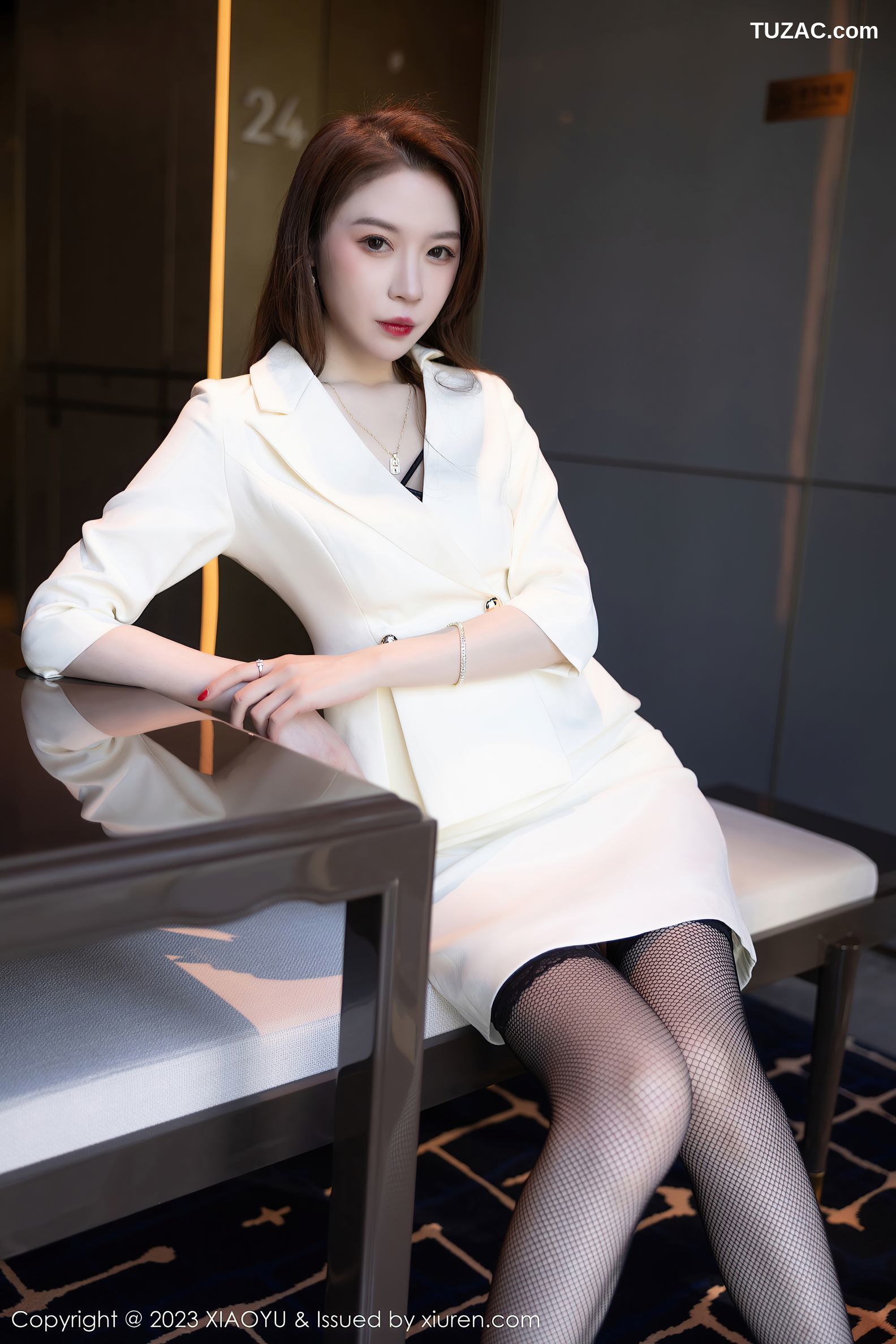 XiaoYu语画界-977-梦心玥-黑色情趣内衣黑色蕾丝吊带袜-2023.03.02