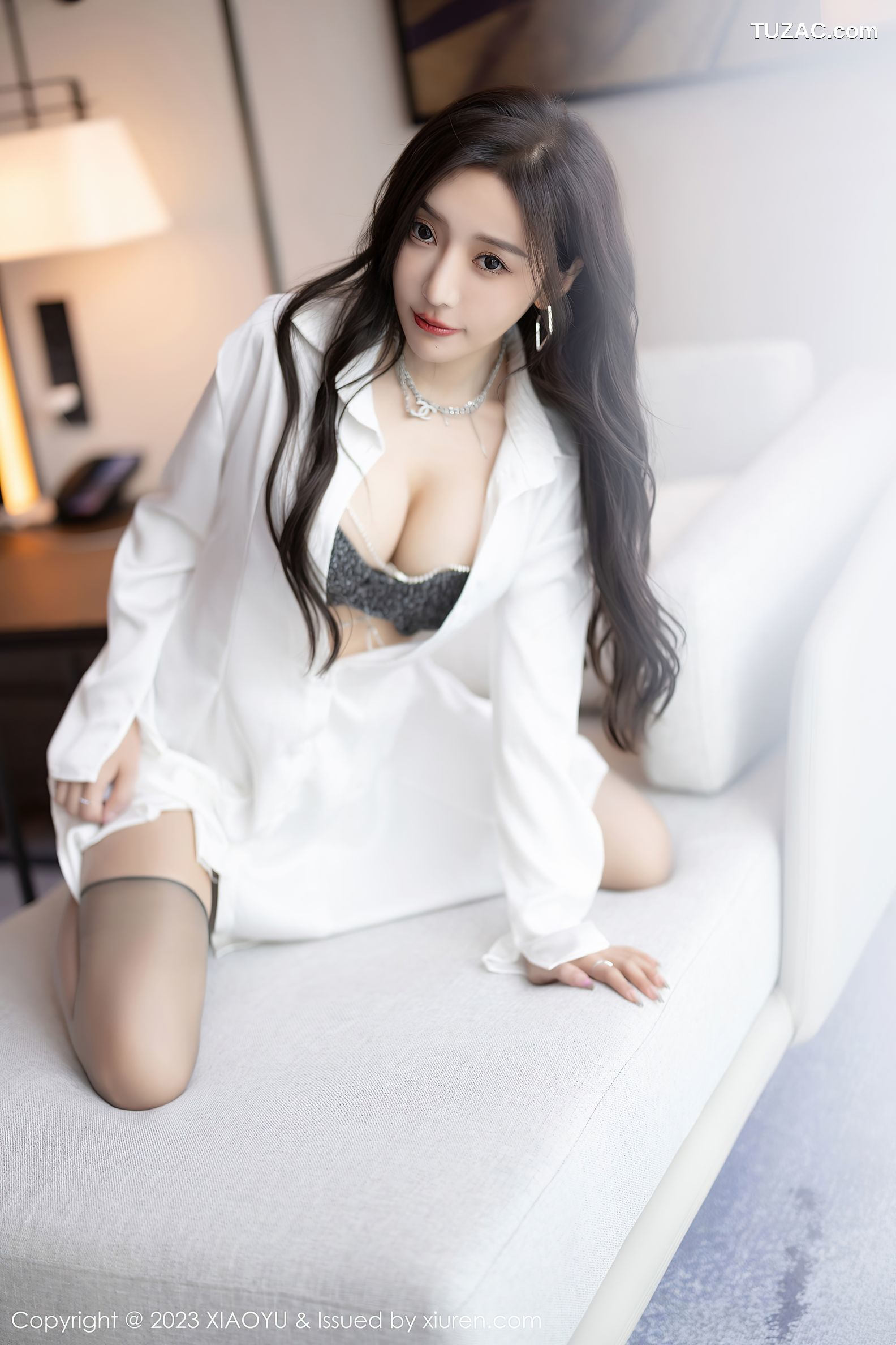 XiaoYu语画界-990-王馨瑶-时尚白色连衣短裙灰色内衣-2023.03.21