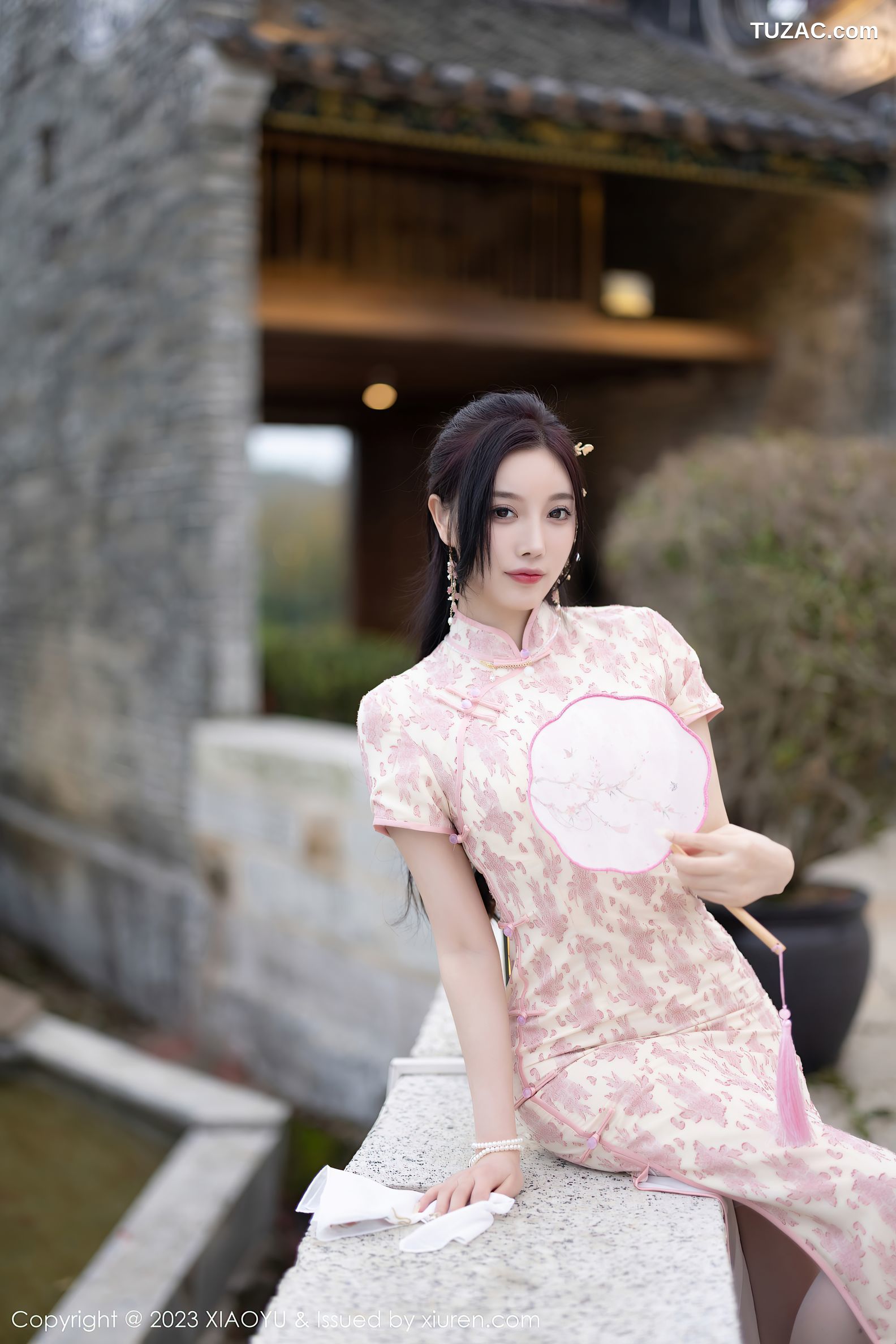 XiaoYu语画界-993-杨晨晨Yome-浅色旗袍白色蕾丝内衣白丝-2023.03.24