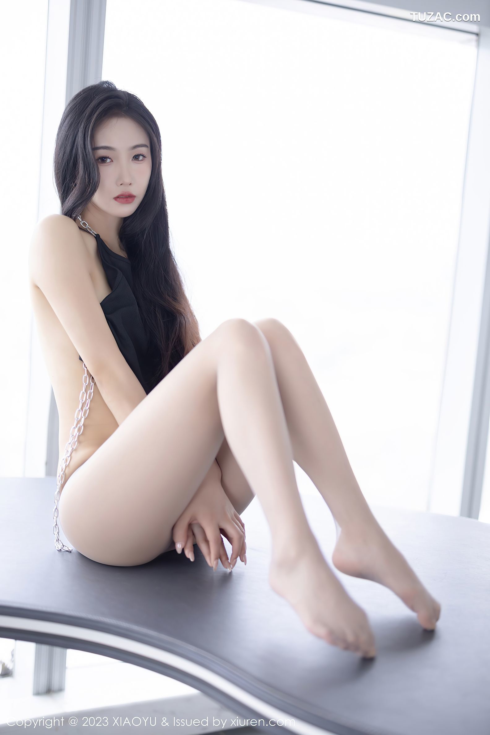 XiaoYu语画界-1015-苏苏阿-黑吊带牛奶热裤灰丝-2023.04.25