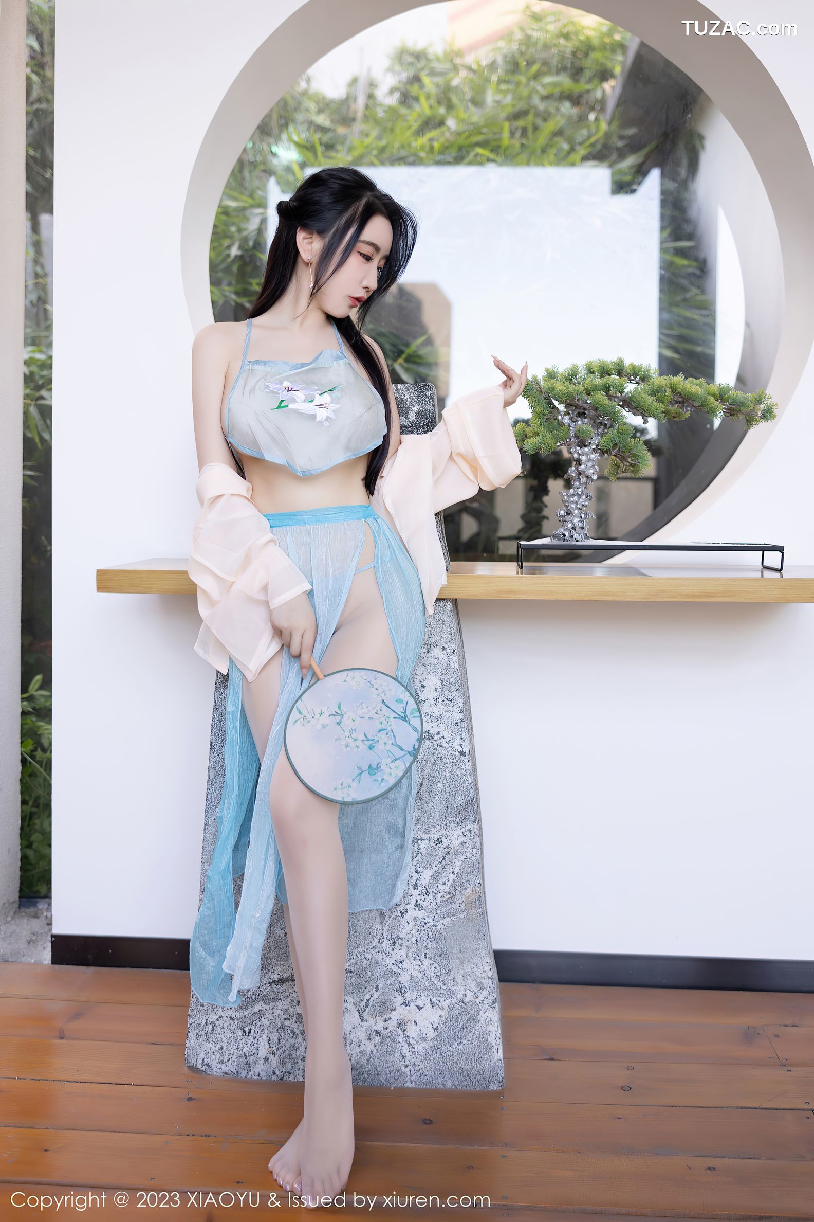 XiaoYu语画界-1057-Cherry樱桃酱-杭州旅拍-古风淡蓝纱肚兜-2023.06.27