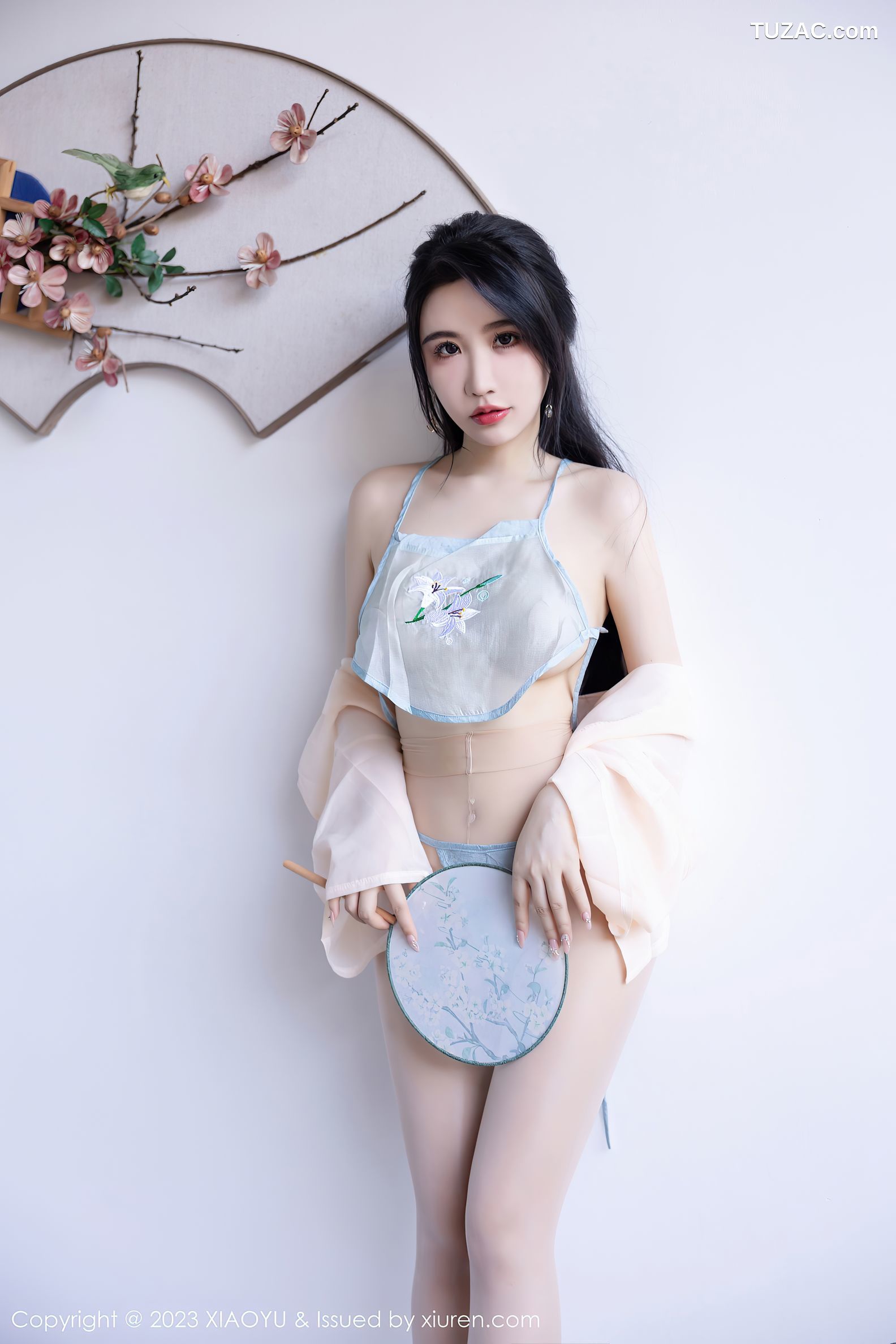 XiaoYu语画界-1057-Cherry樱桃酱-杭州旅拍-古风淡蓝纱肚兜-2023.06.27