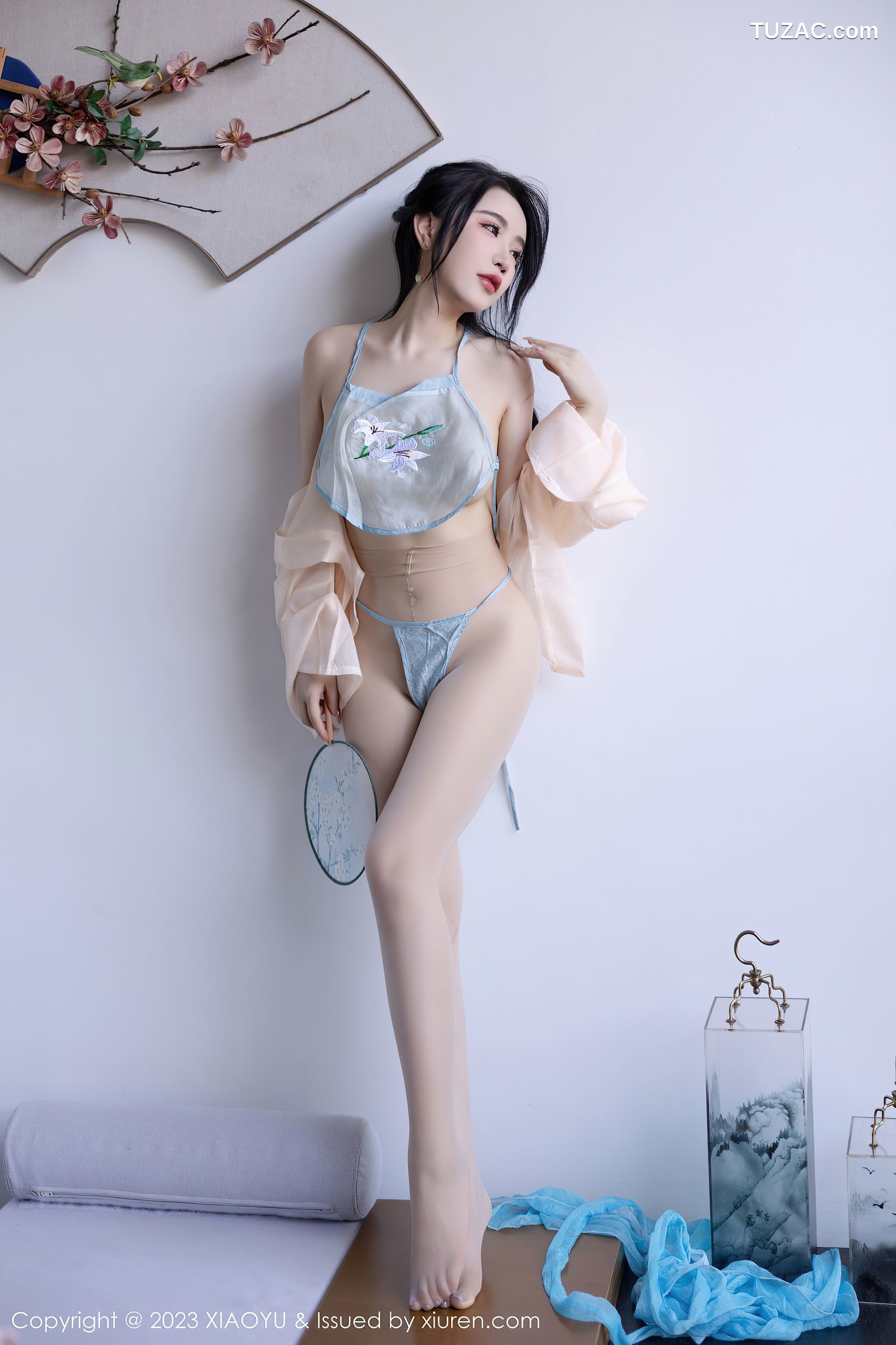 XiaoYu语画界-1057-Cherry樱桃酱-杭州旅拍-古风淡蓝纱肚兜-2023.06.27