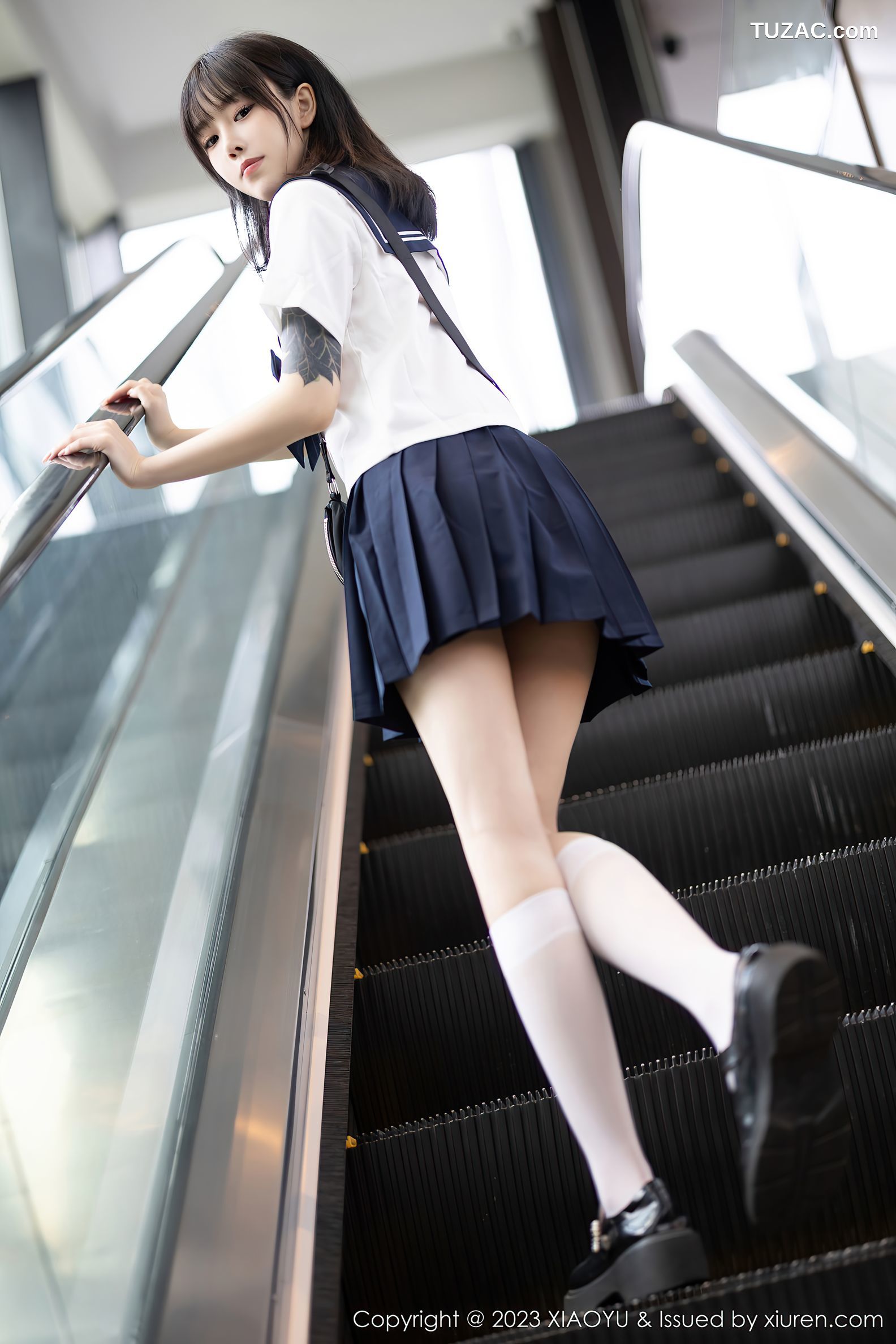 XiaoYu语画界-1087-奶瓶-水手服短裙学生装白色内衣-2023.08.08