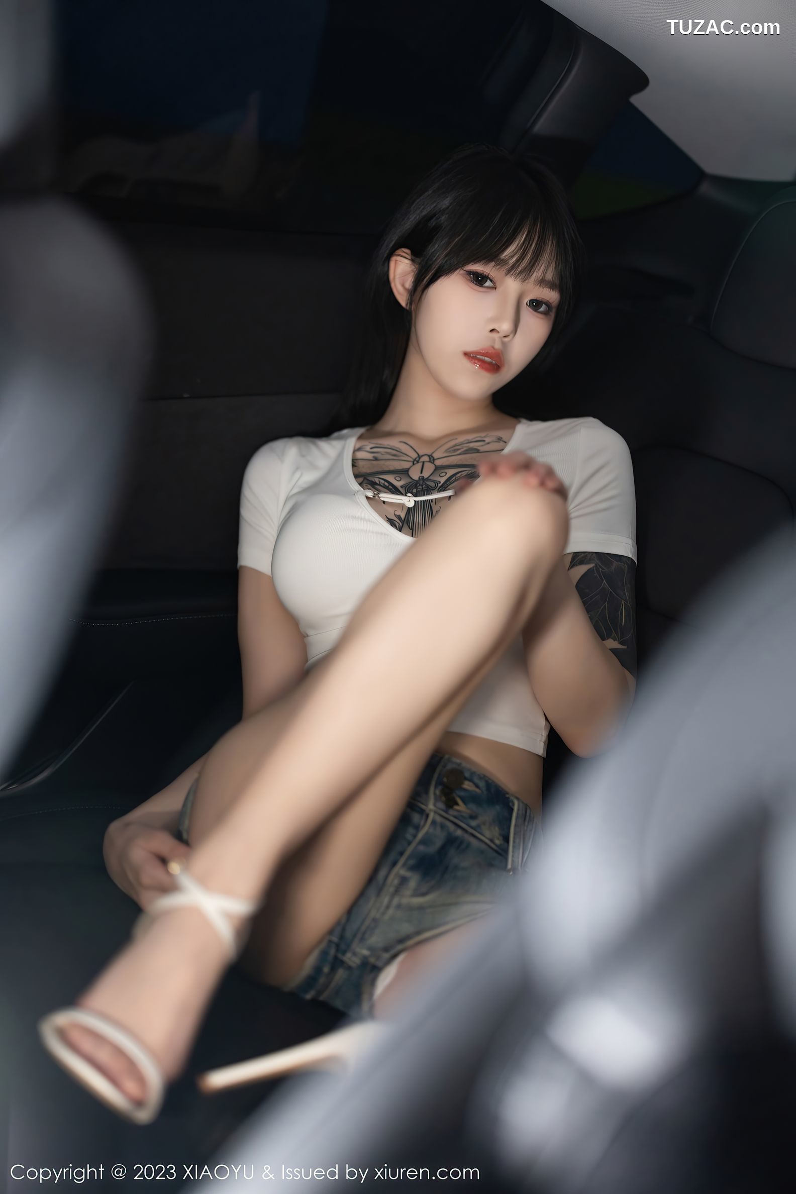 XiaoYu语画界-1096-奶瓶-白T牛仔短裤白色内衣-2023.08.21