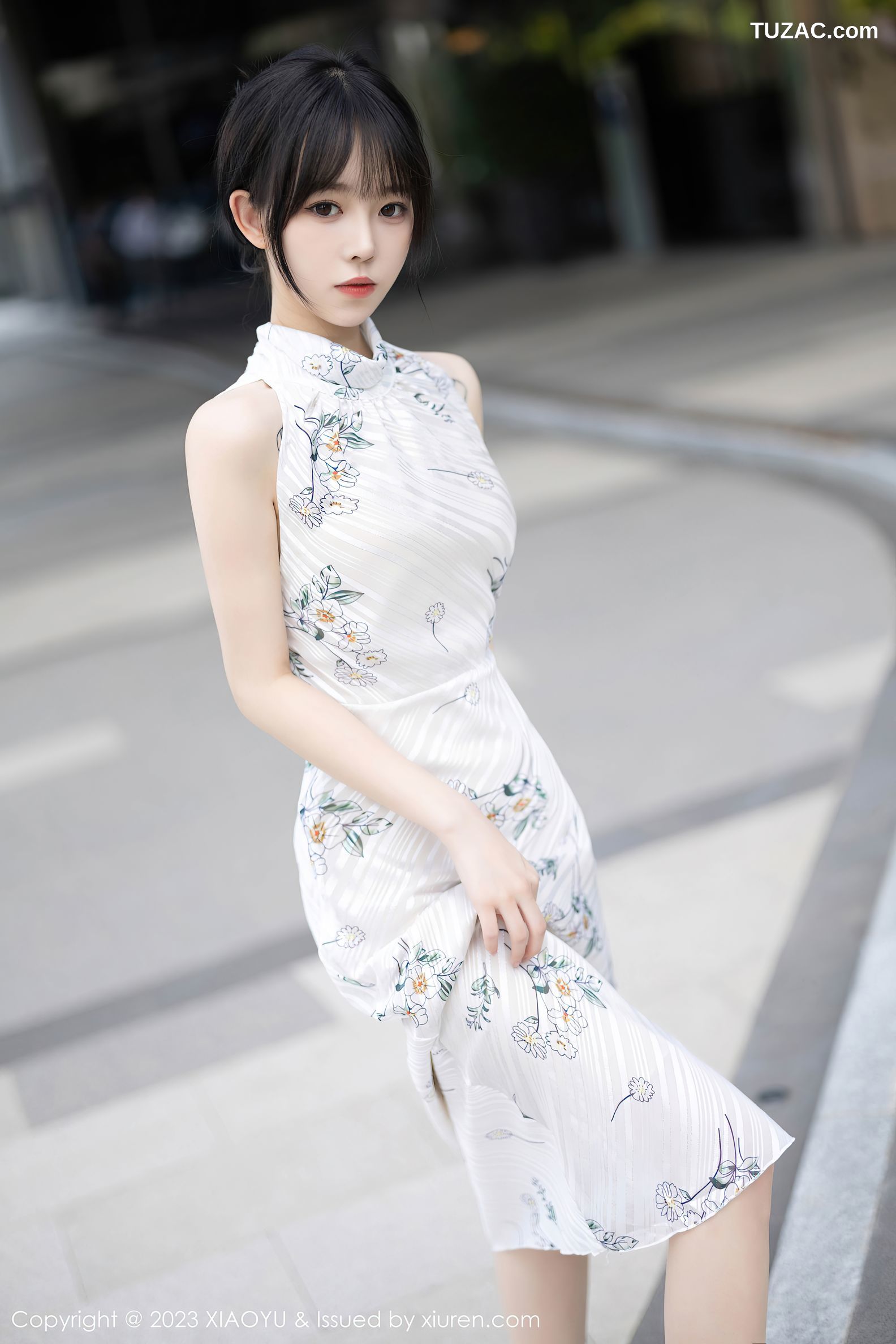 XiaoYu语画界-1118-奶瓶-白色印花旗袍-黑色小喵情趣内衣黑丝-2023.09.25