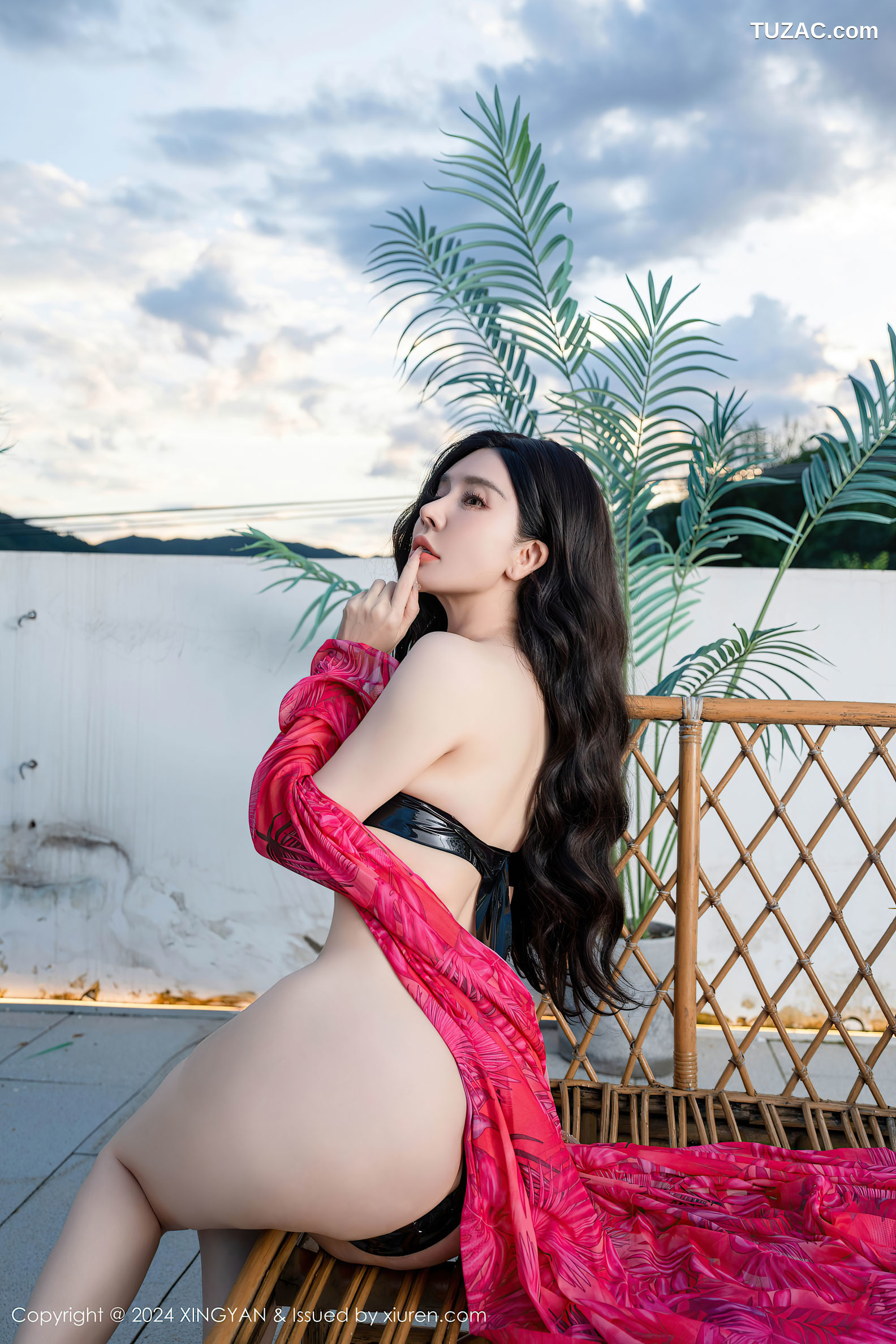 XingYan星颜社-267-潘思沁-红色长裙黑色情趣内衣爆乳-2024.09.06