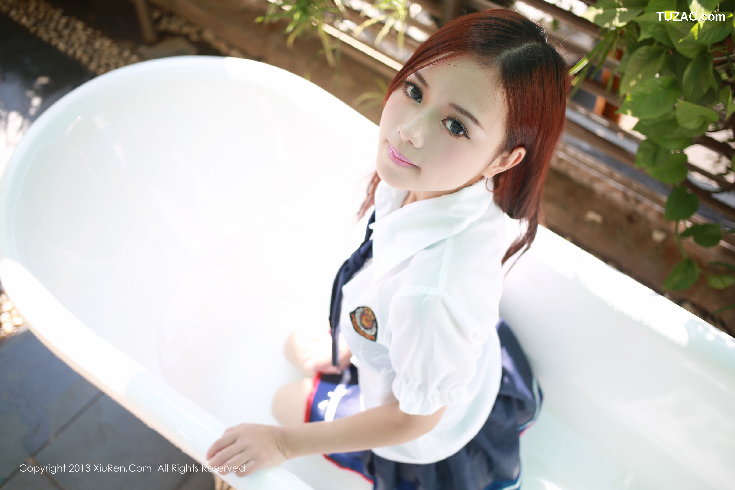 XiuRen秀人网-014-Toro羽住-《美媛馆邻家女神》-2013.09.22