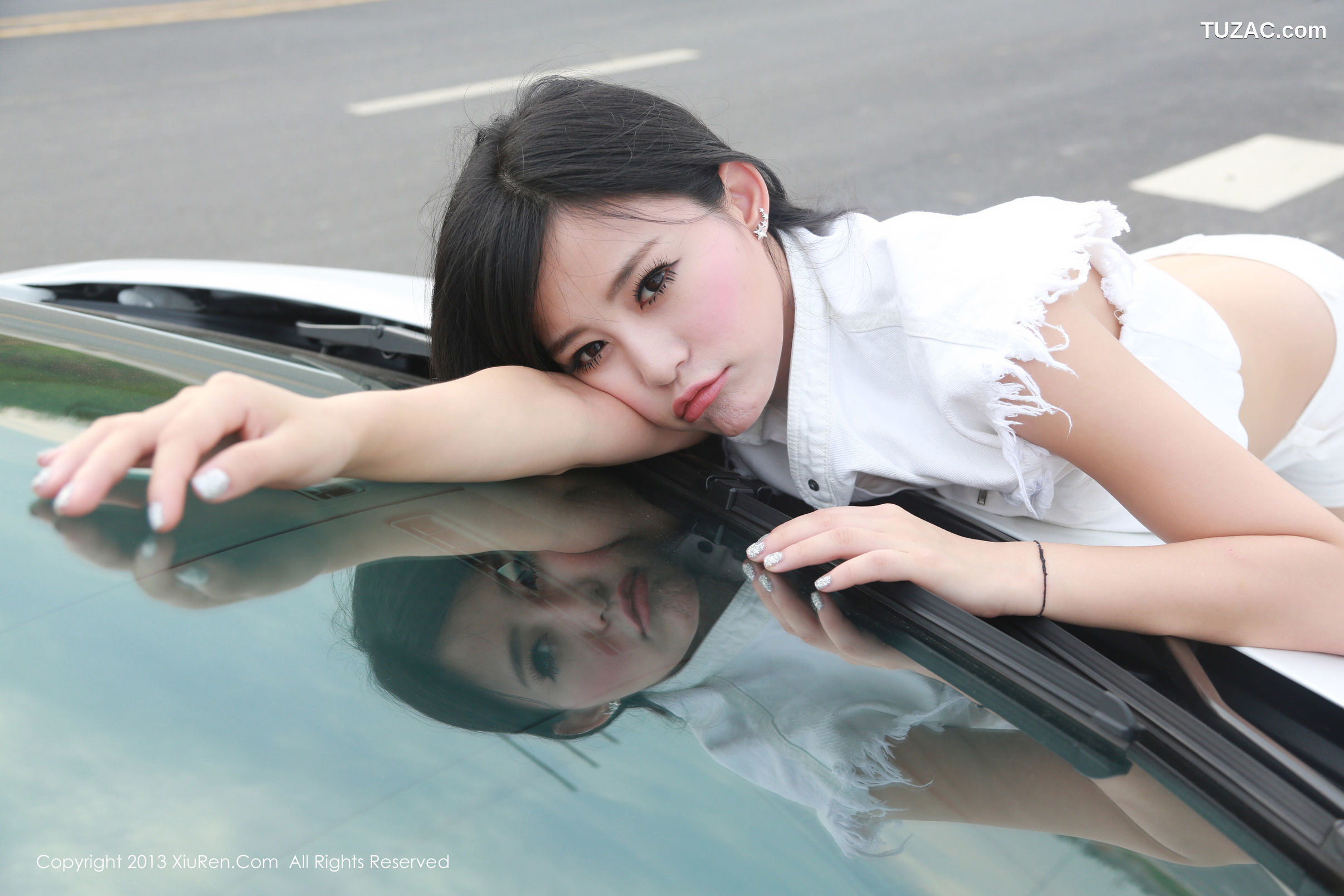 XiuRen秀人网-027-易欣Viya-《火辣狂野的妹子》-2013.10.09