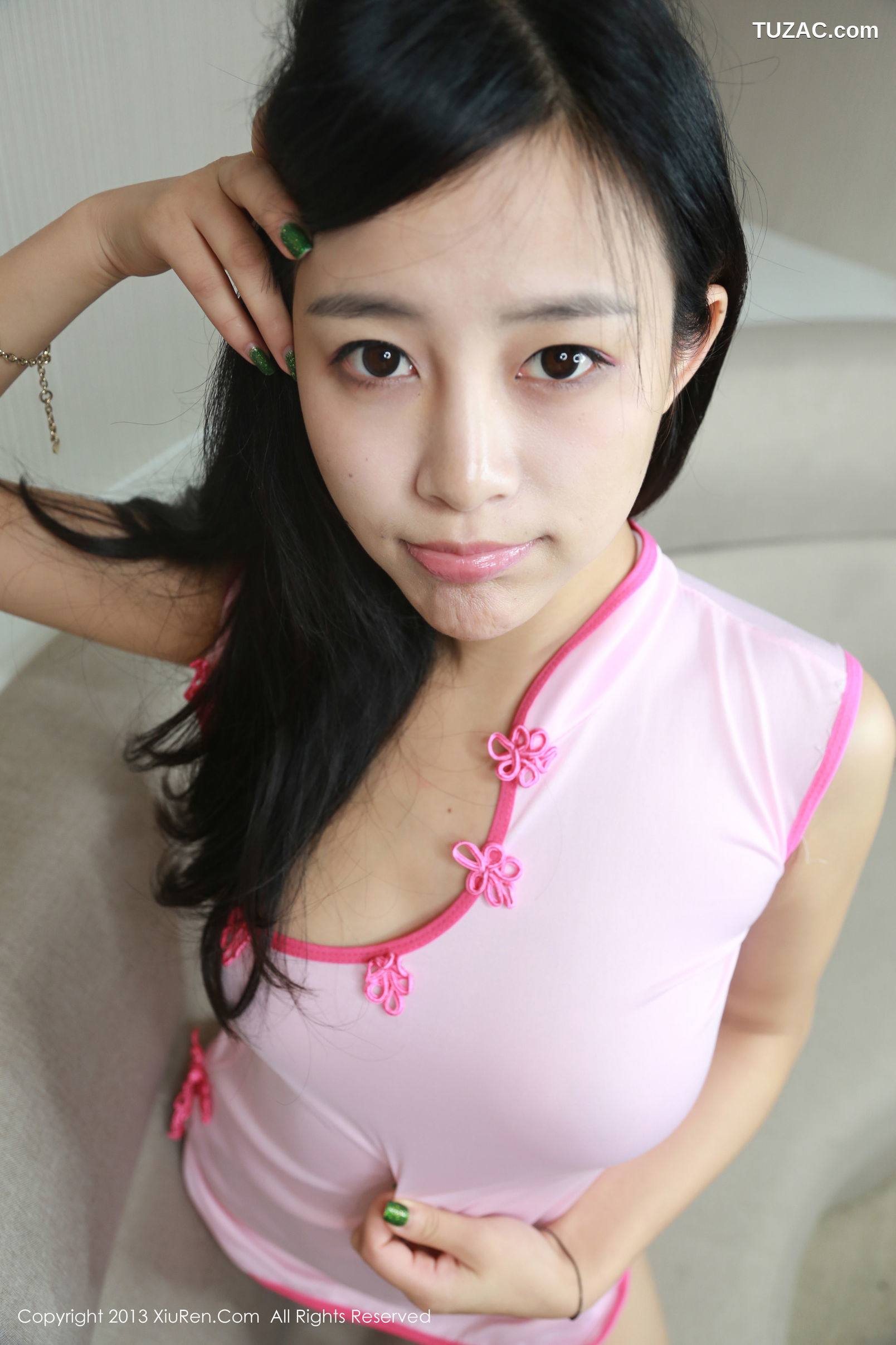 XiuRen秀人网-027-易欣Viya-《火辣狂野的妹子》-2013.10.09