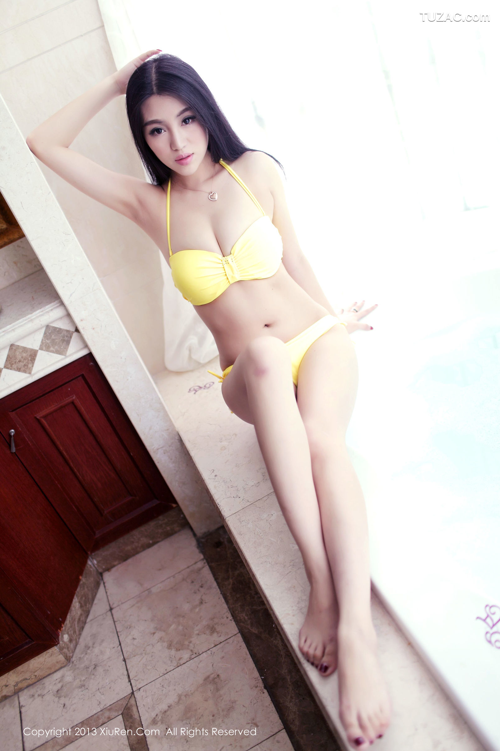XiuRen秀人网-032-Tiffany-《蕾丝睡衣-泳装诱惑》-2013.10.18