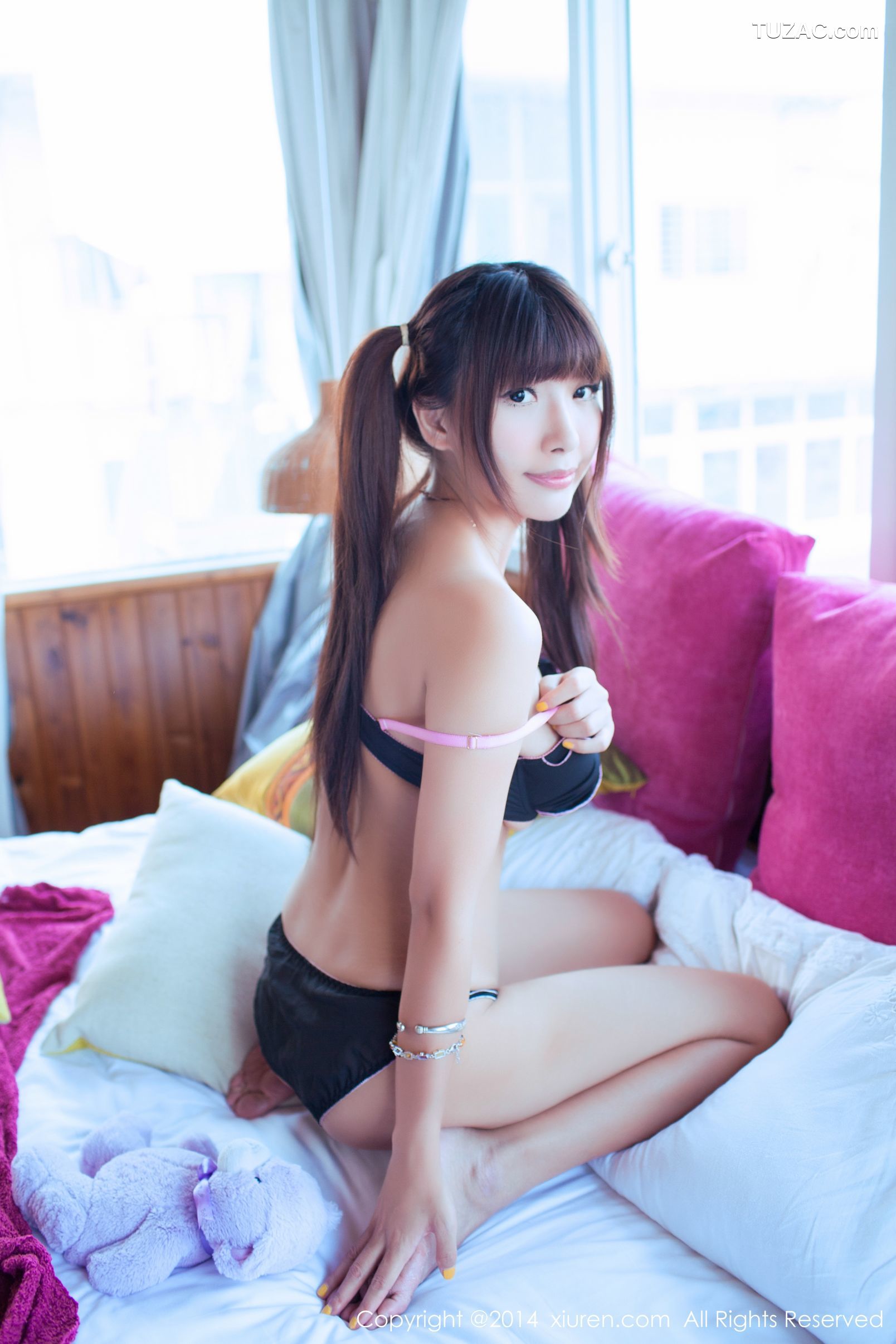 XiuRen秀人网-224-晓茜sunny-巨乳妹子-《厦门写真》-2014.10.15