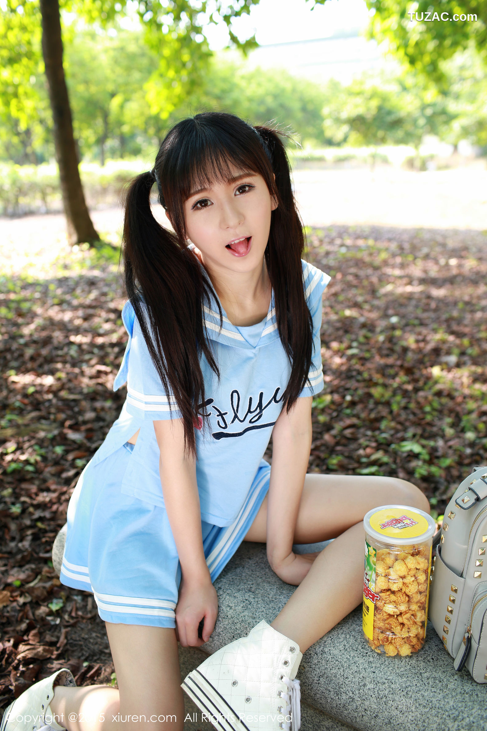 XiuRen秀人网-387-唐雨辰Tyc-《广州大学城野外》-2015.08.27