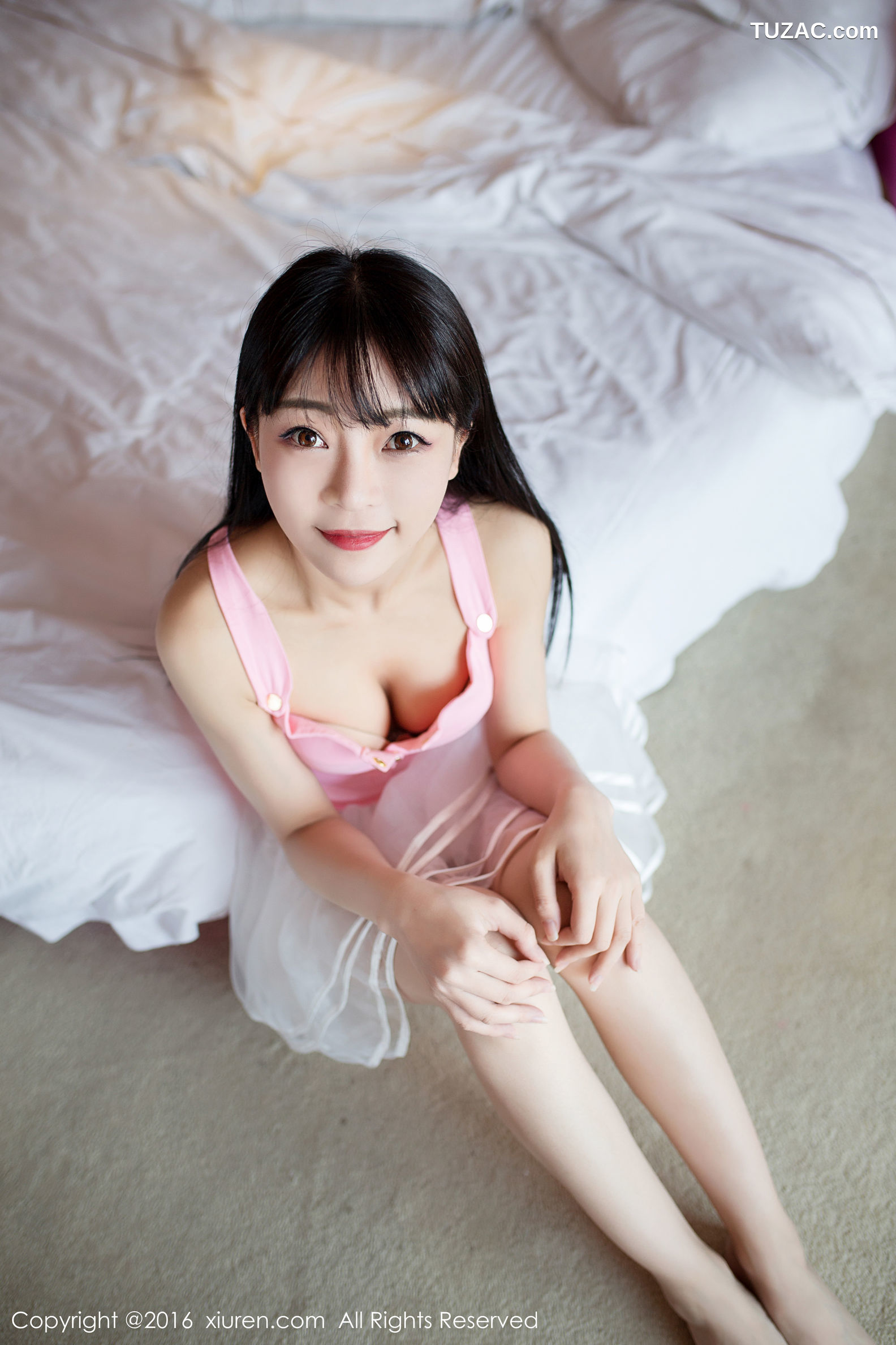 XiuRen秀人网-552-Mio莉莉-《丝粉色的初恋》-2016.06.27
