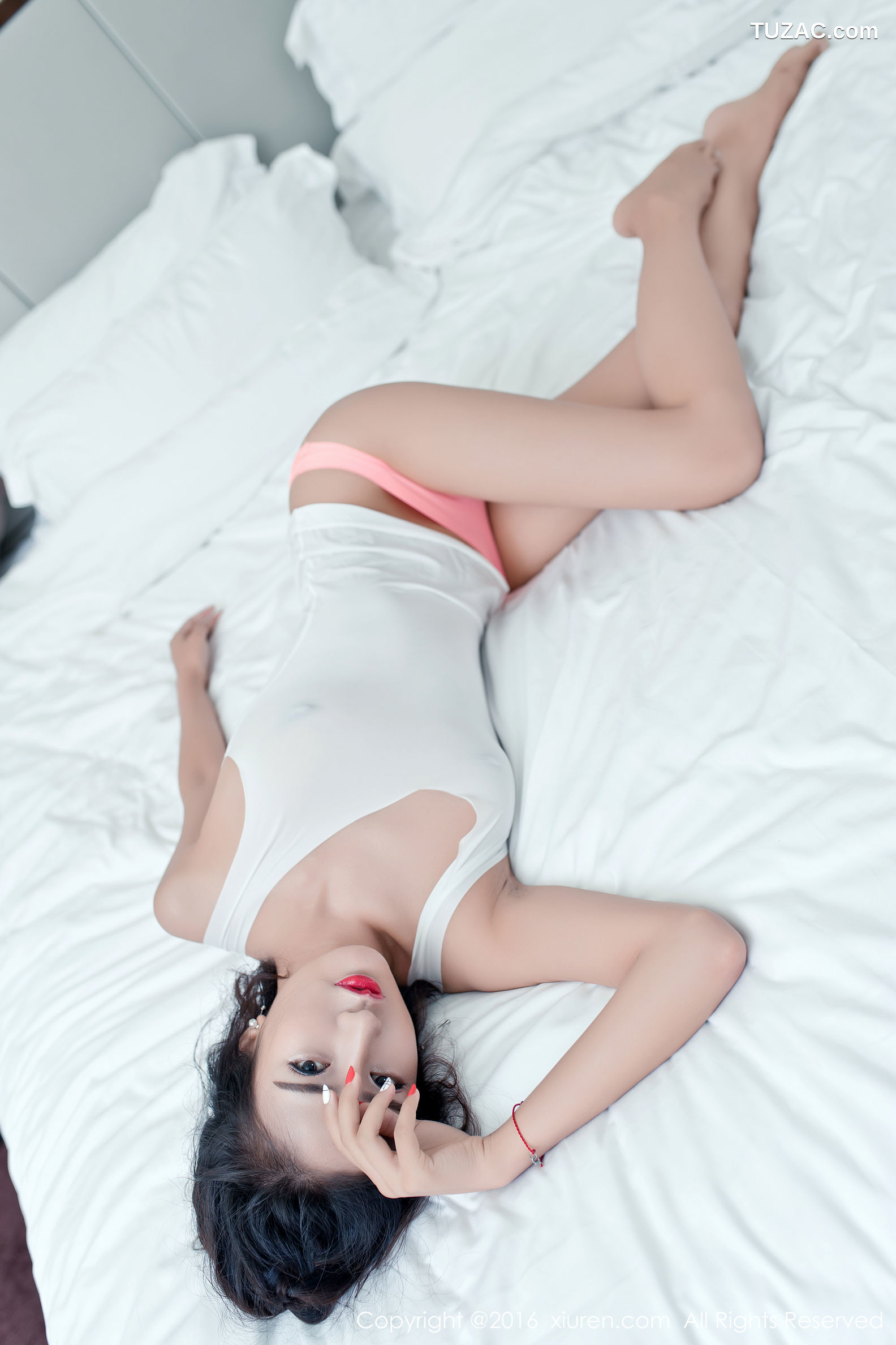 XiuRen秀人网-590-梅哥-娇媚女人-2016.08.31