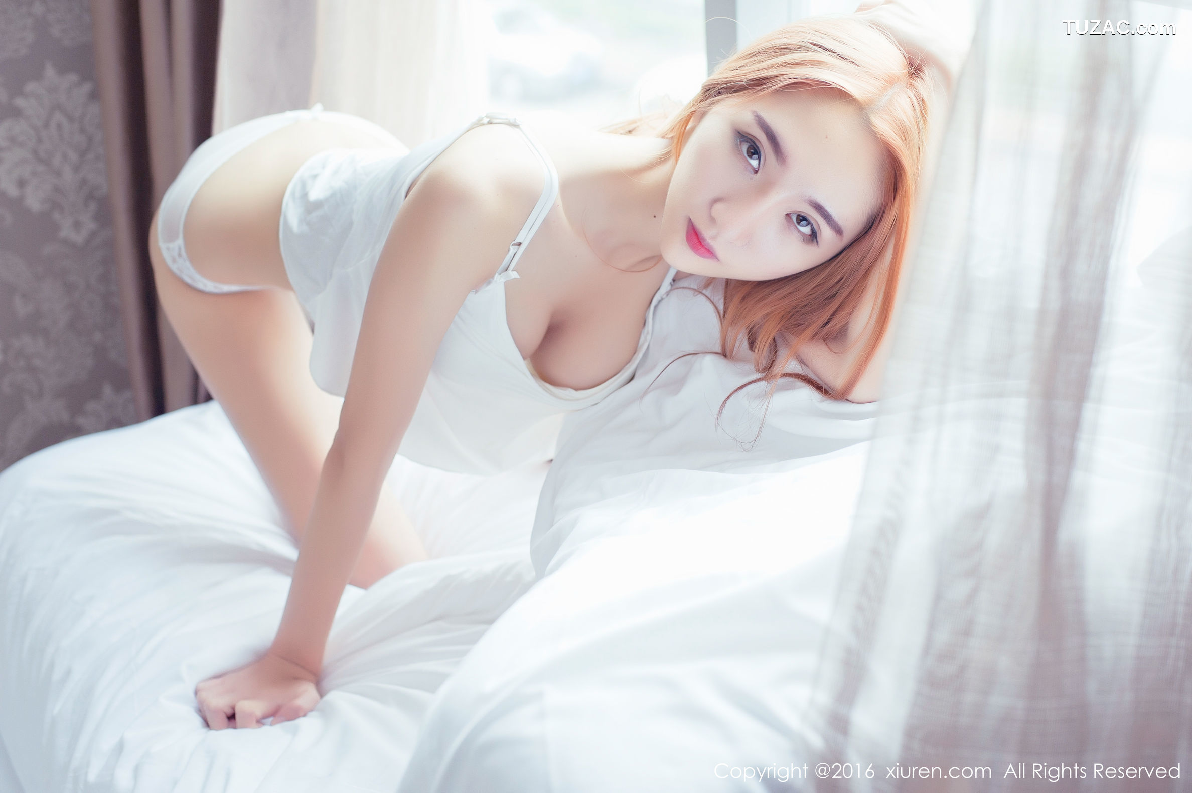 XiuRen秀人网-619-美女歌手-Wuli颜素-《粉色内衣-蕾丝睡衣和真空吊带》-2016.10.19