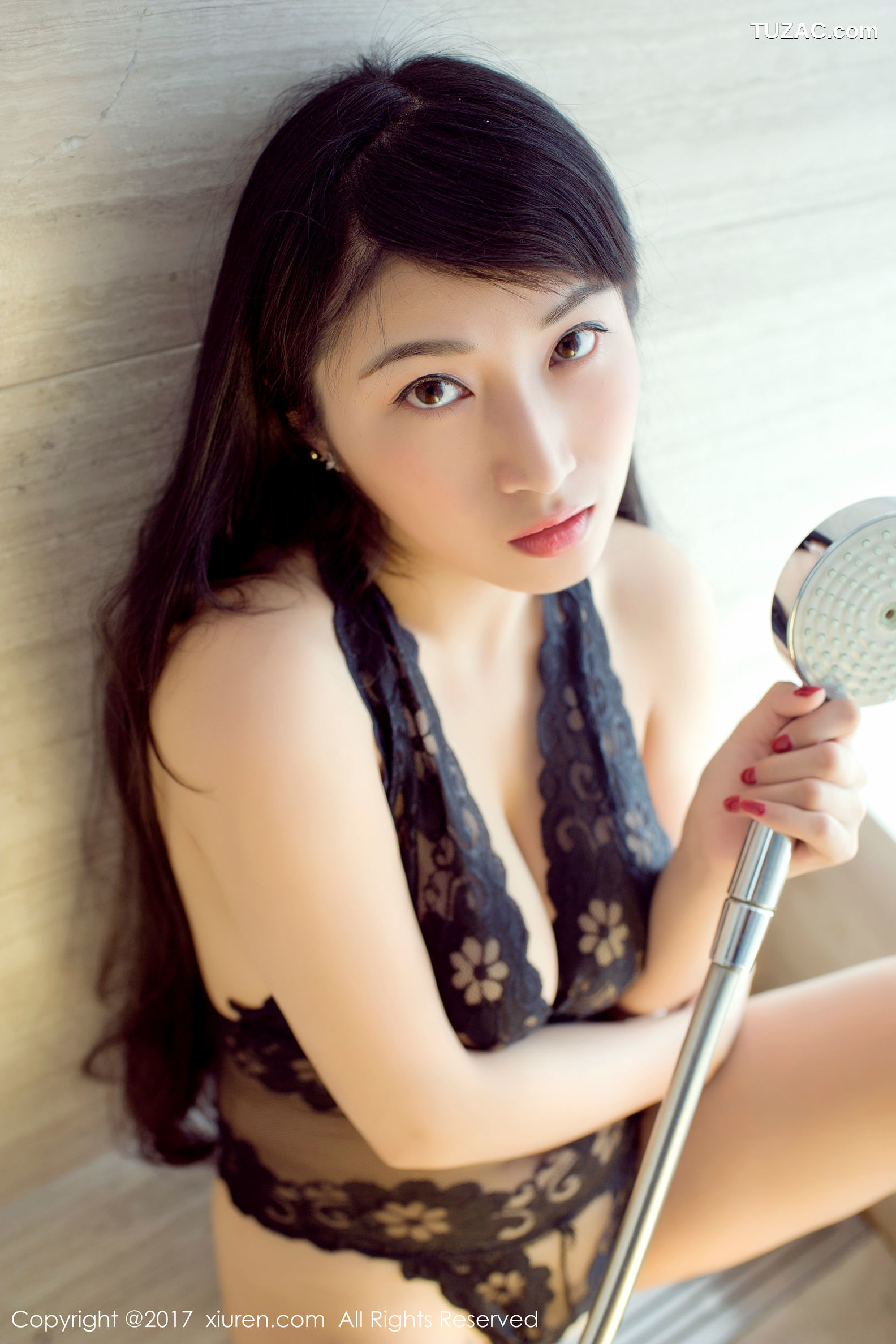 XiuRen秀人网-800-杨玉奴Sunny-《蕾丝情趣内衣-金色比基尼》-2017.08.11