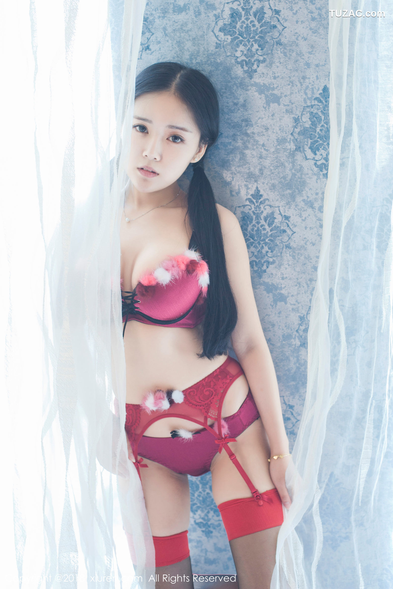 XiuRen秀人网-932-红气球-《童颜巨乳稚气未脱小姑娘》-2018.02.09