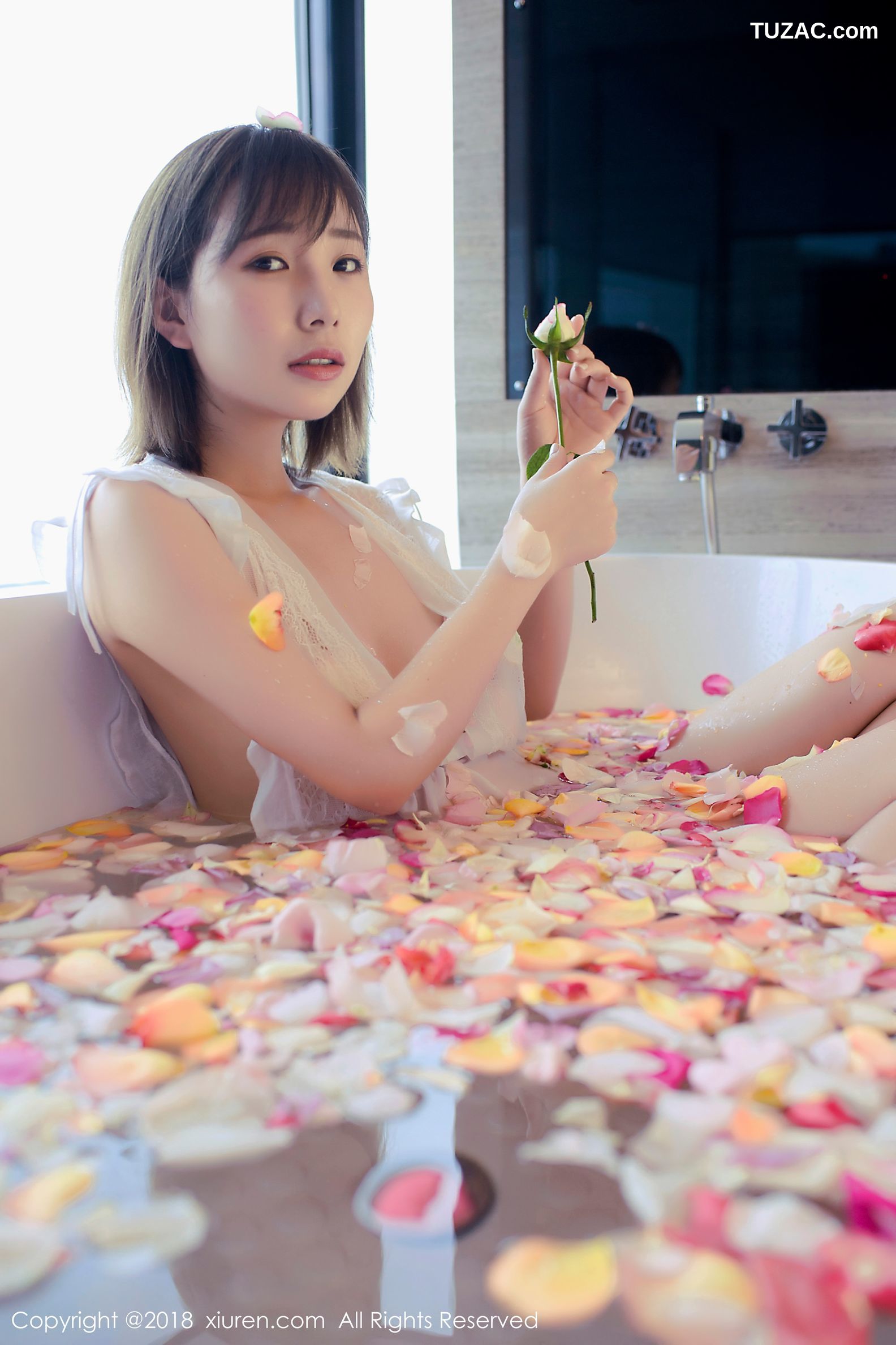 XiuRen秀人网-981-枝恩-《短发百变大美女》-2018.04.16