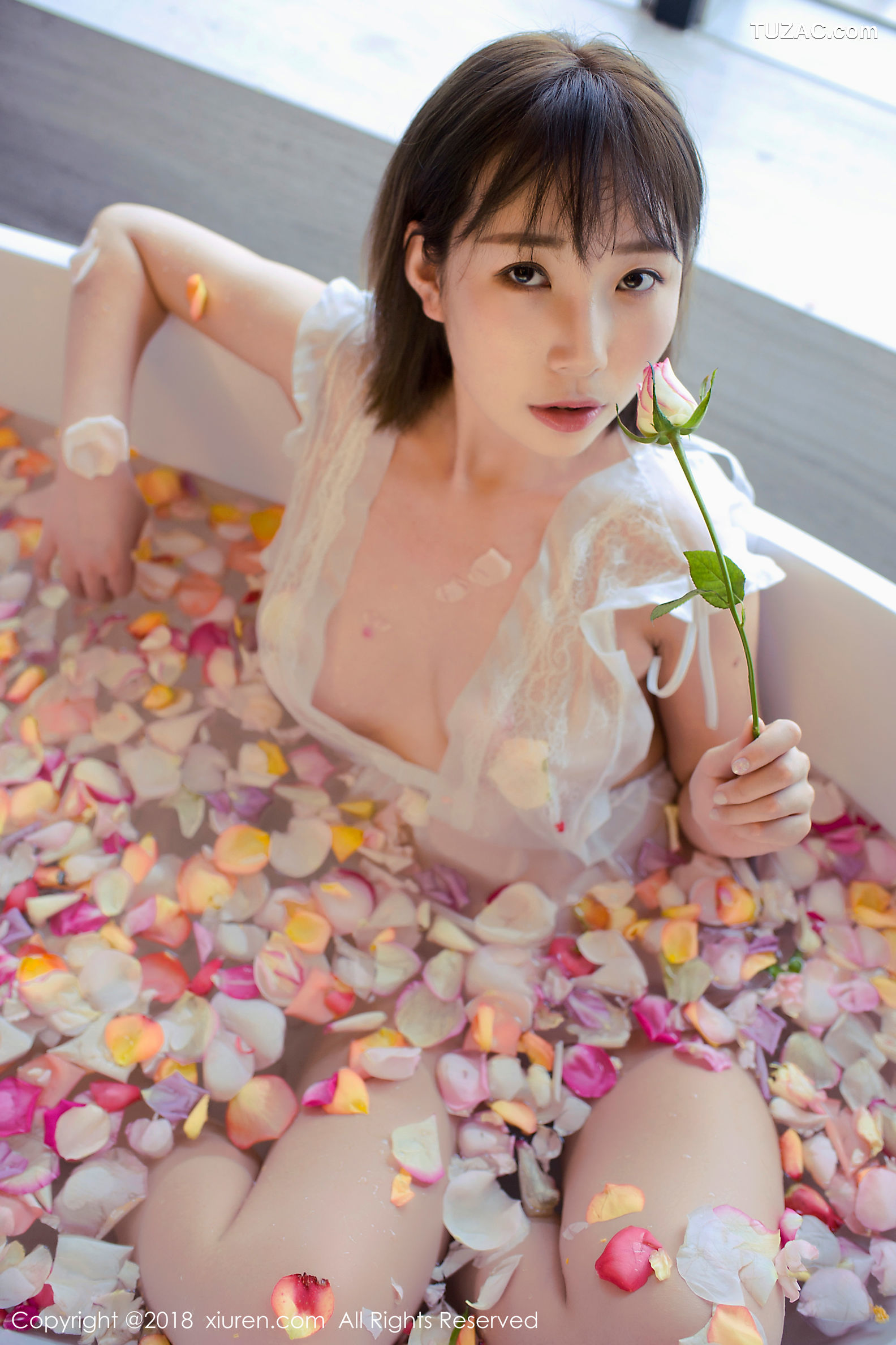 XiuRen秀人网-981-枝恩-《短发百变大美女》-2018.04.16
