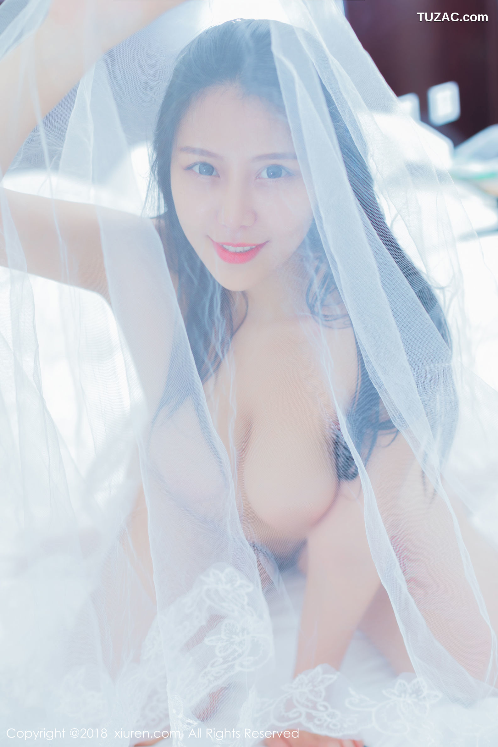XiuRen秀人网-1054-模特若可-《魅惑私房》-2018.06.27