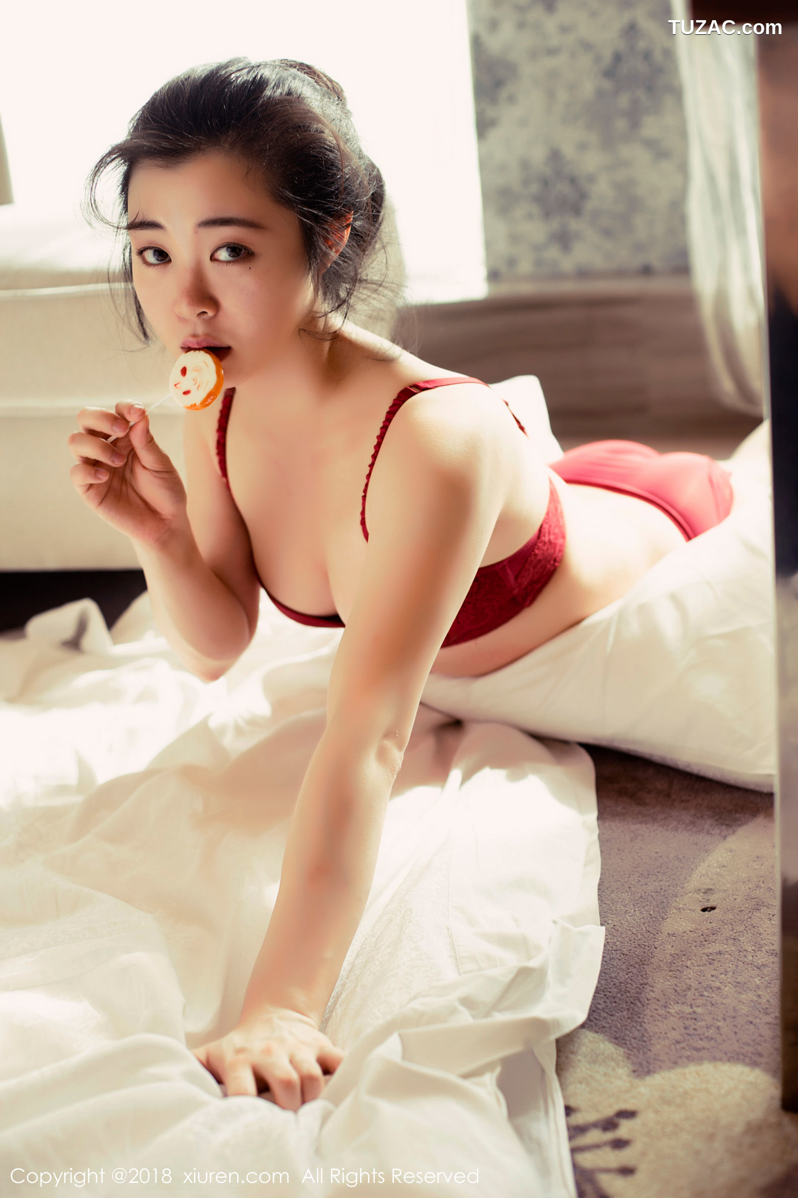 XiuRen秀人网-1114-金子Grace-《丰满柔韧瑜伽师》-2018.08.07
