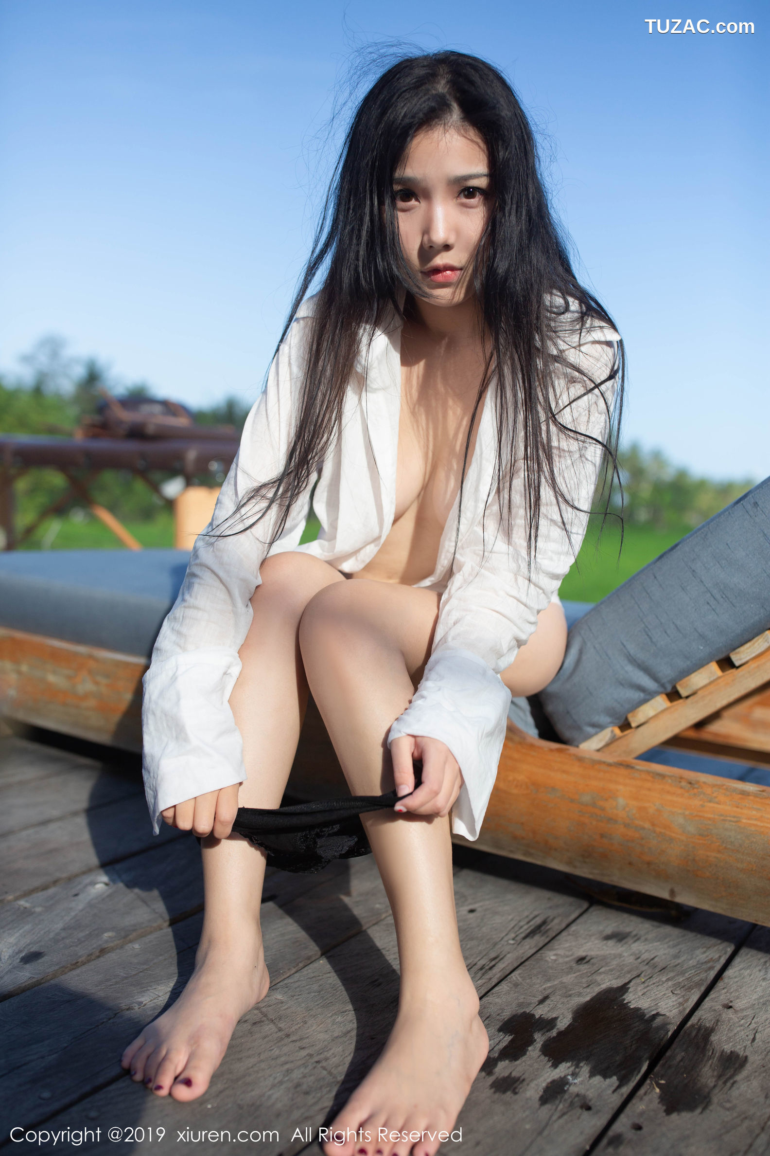 XiuRen秀人网-1634-徐微微-《白衬衫湿身系列》-2019.08.21