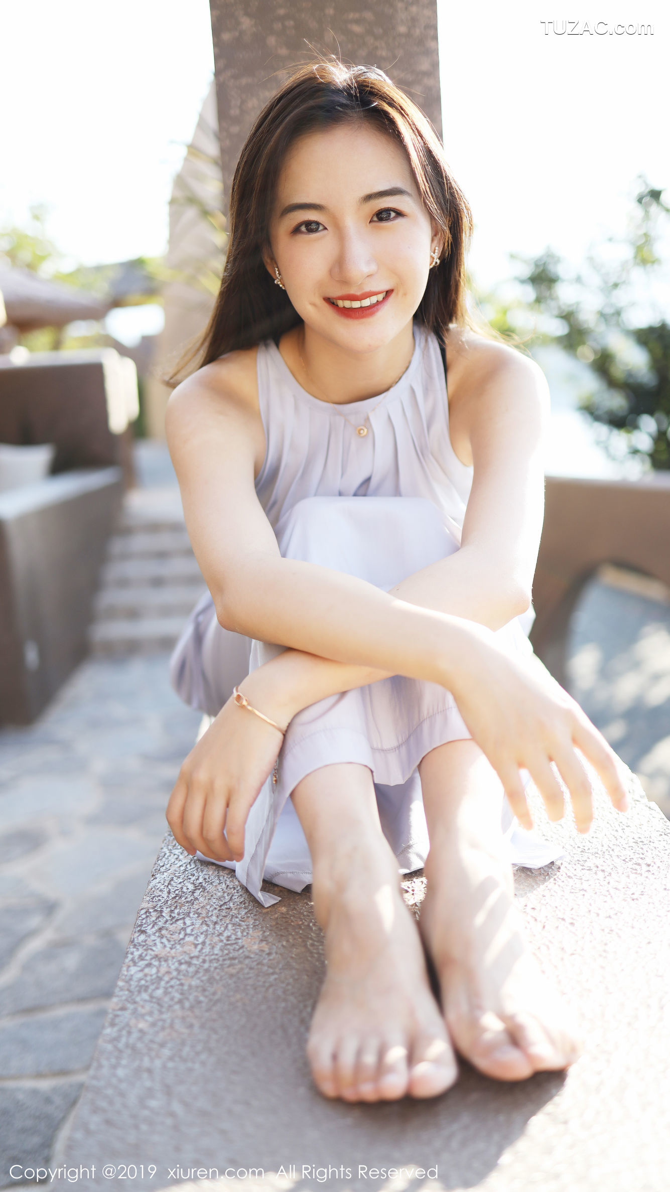 XiuRen秀人网-1660-艺儿拿铁-《清新甜美风格系列》-2019.09.02