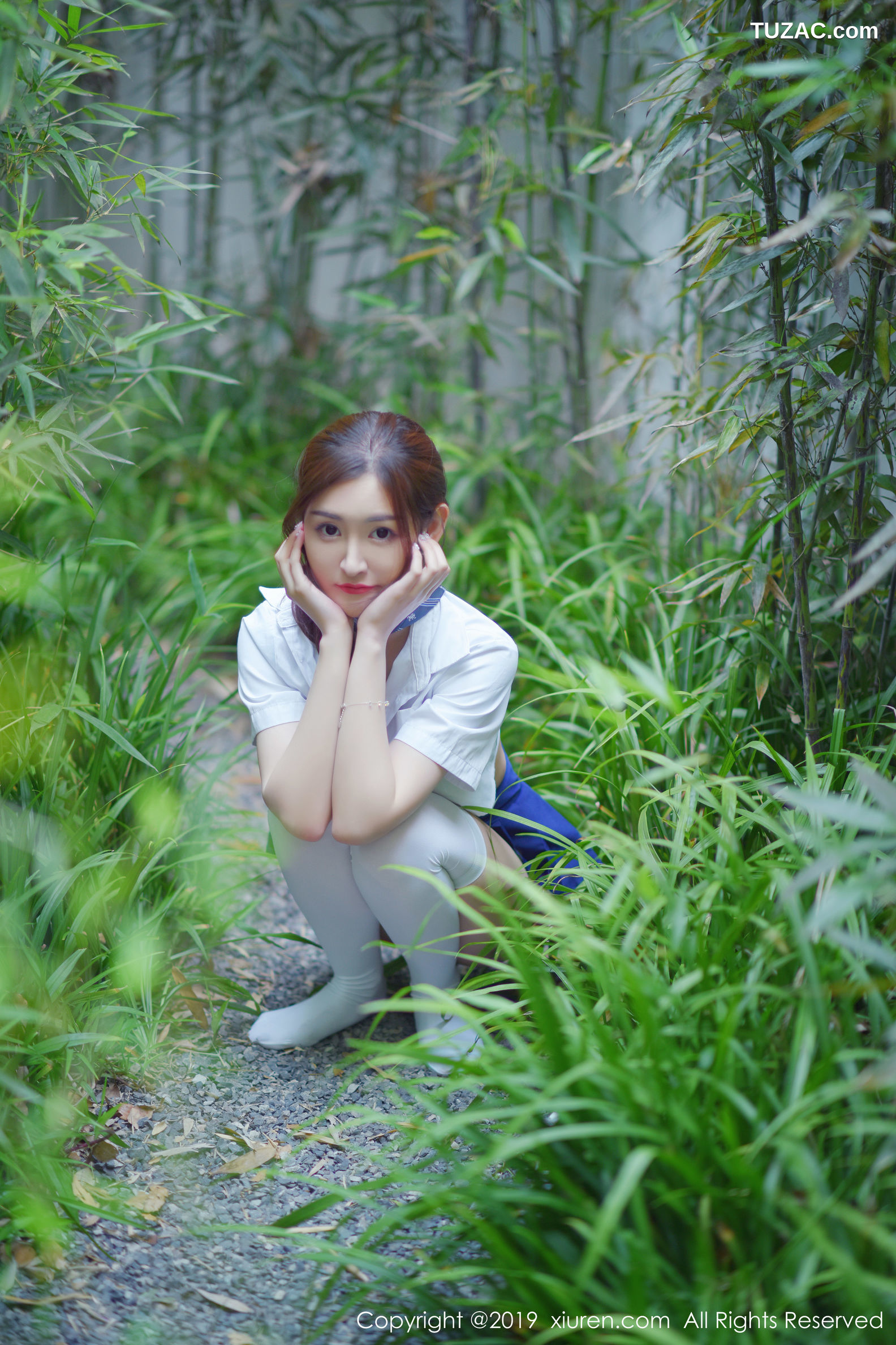 XiuRen秀人网-1733-沈梦瑶-《户外竹林拍摄》-2019.10.16