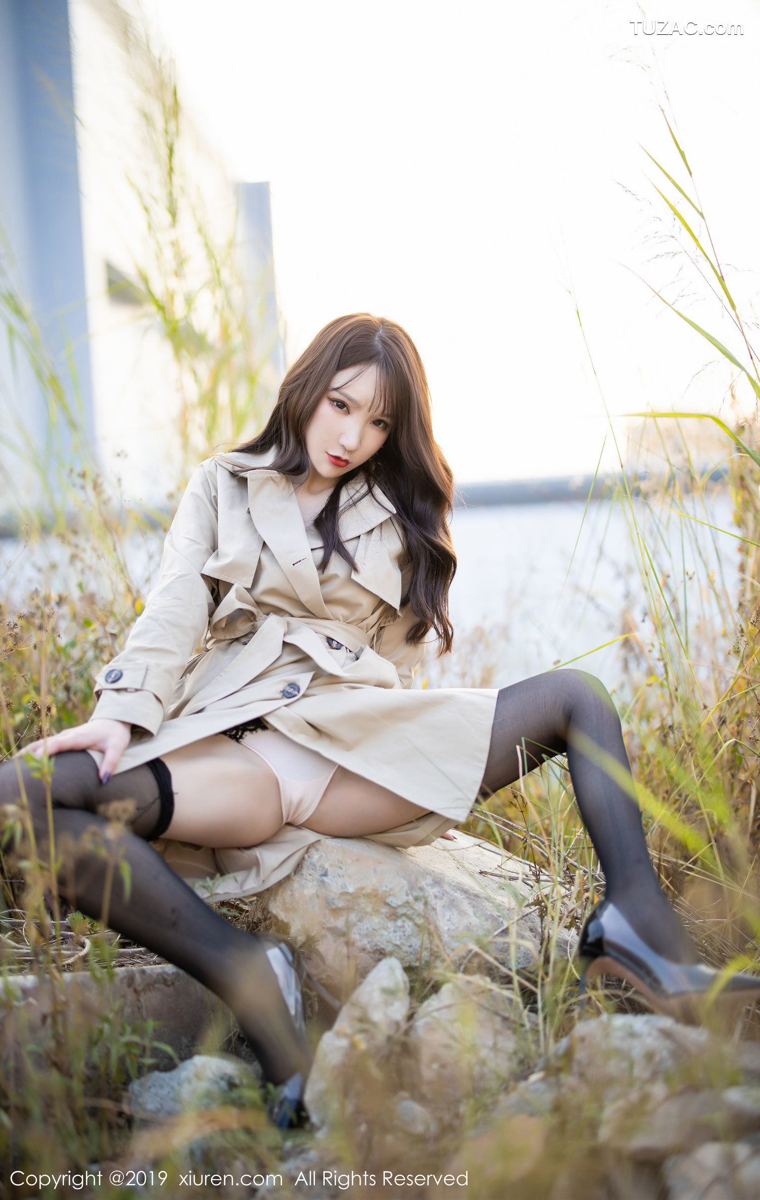 XiuRen秀人网-1876-周于希-《精致内衣的黑丝吊袜》-2019.12.24