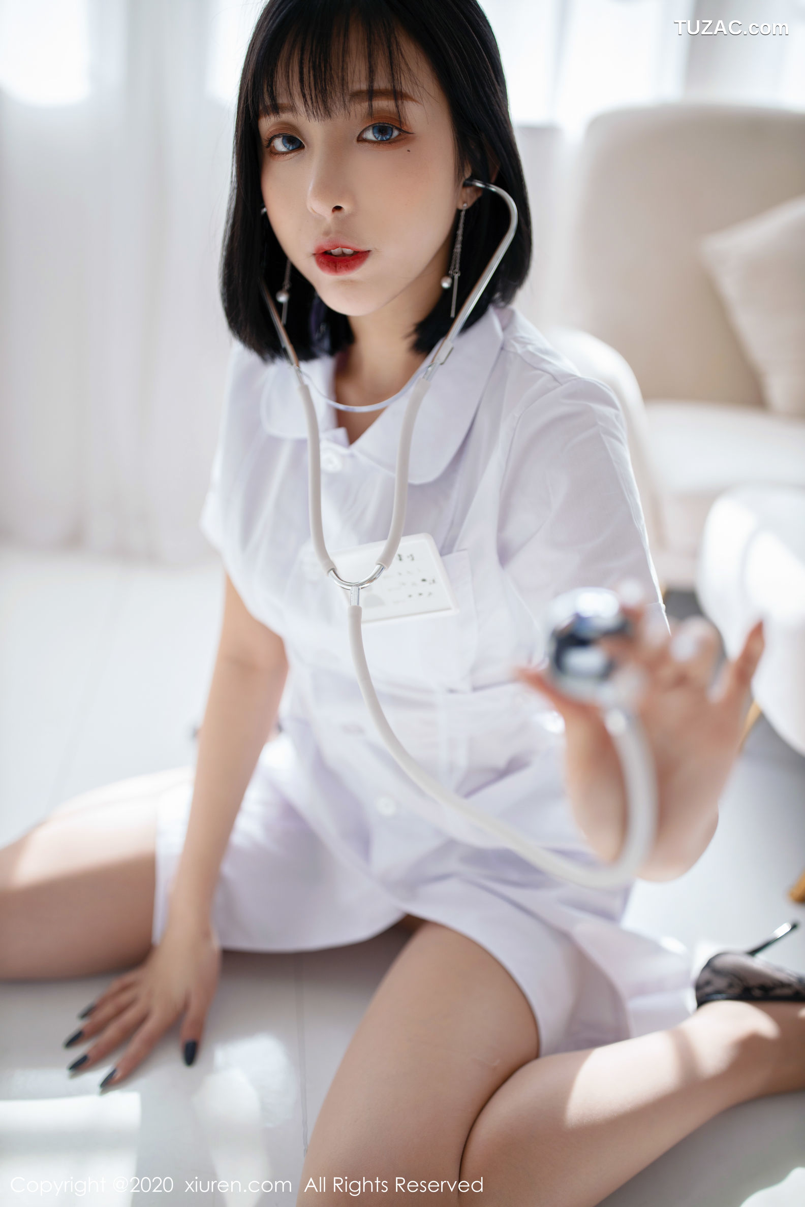 XiuRen秀人网-1947-陈小喵-《白衣小护士》-2020.01.18