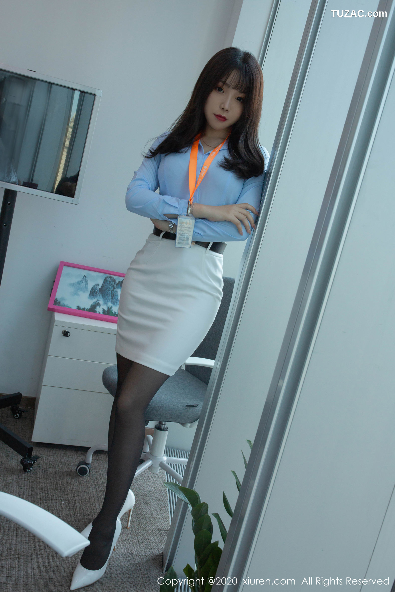 XiuRen秀人网-2047-芝芝-《蓝色职业装OL办公室主题》-2020.03.10