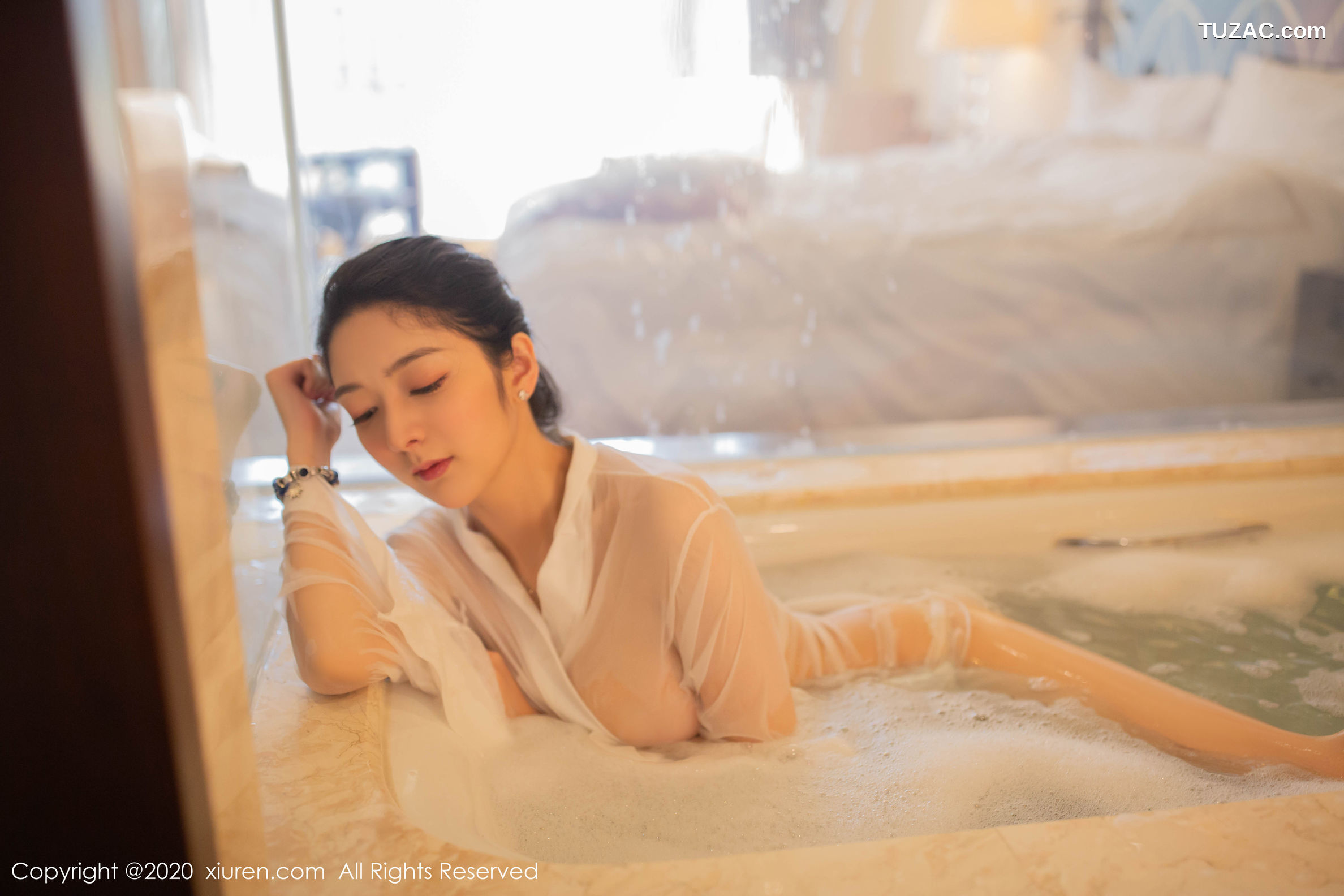 XiuRen秀人网-2063-小热巴-《浴室湿身主题》-2020.03.16