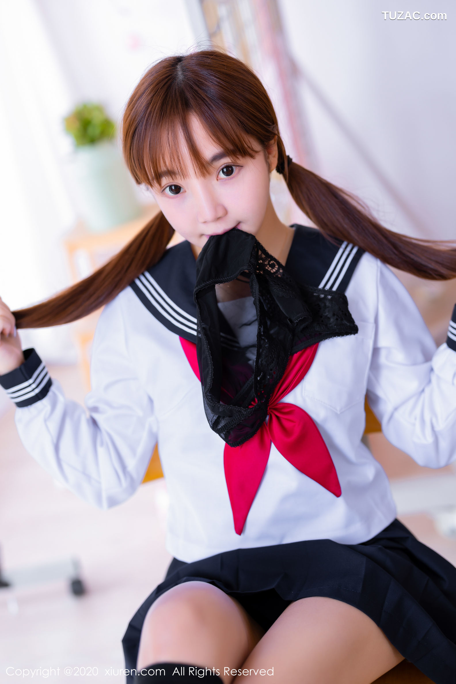 XiuRen秀人网-2196-团团子-《童颜巨乳JK制服》-2020.04.28