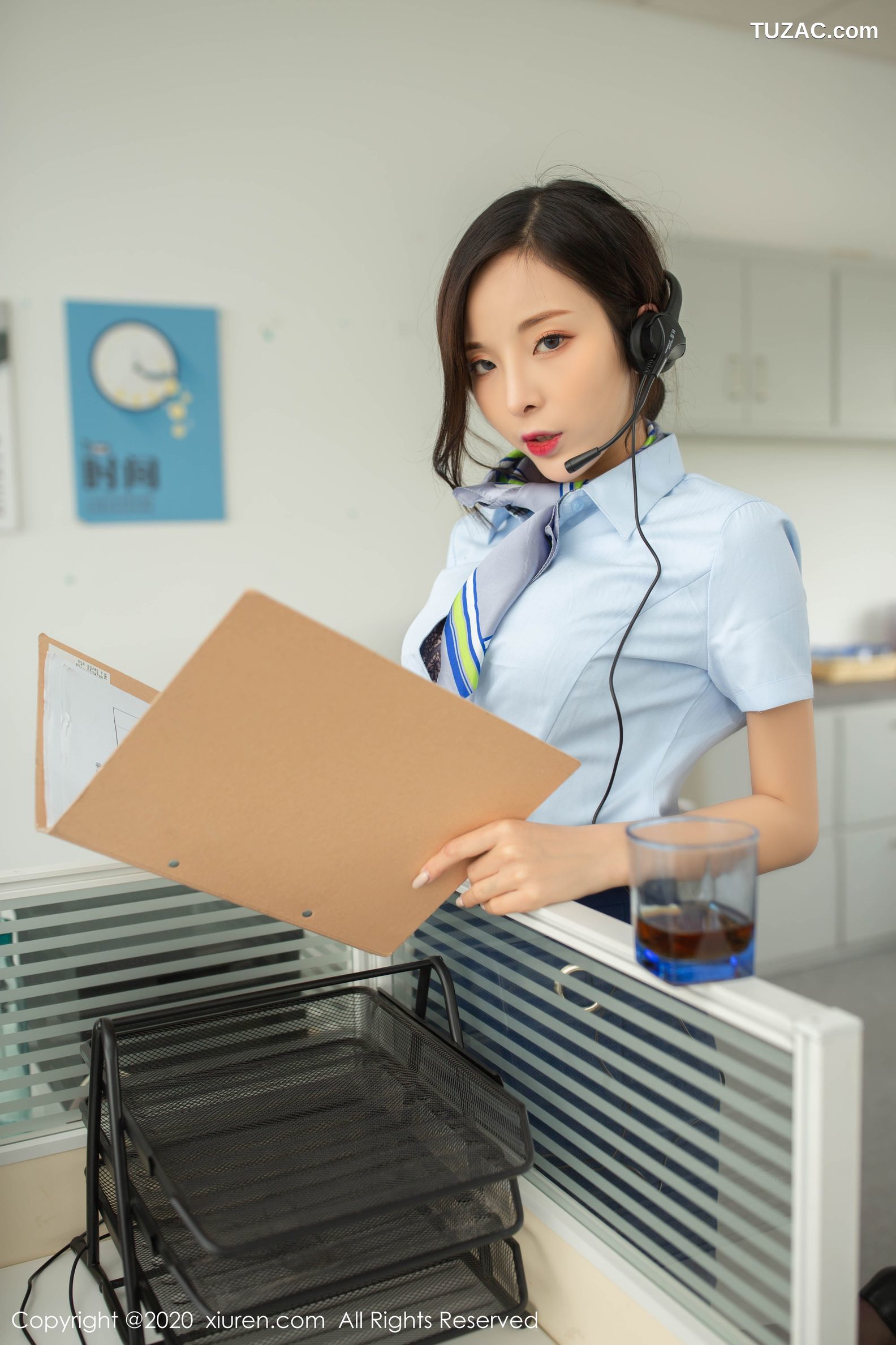 XiuRen秀人网-2257-陈小喵-《客服小姐姐》-2020.05.18