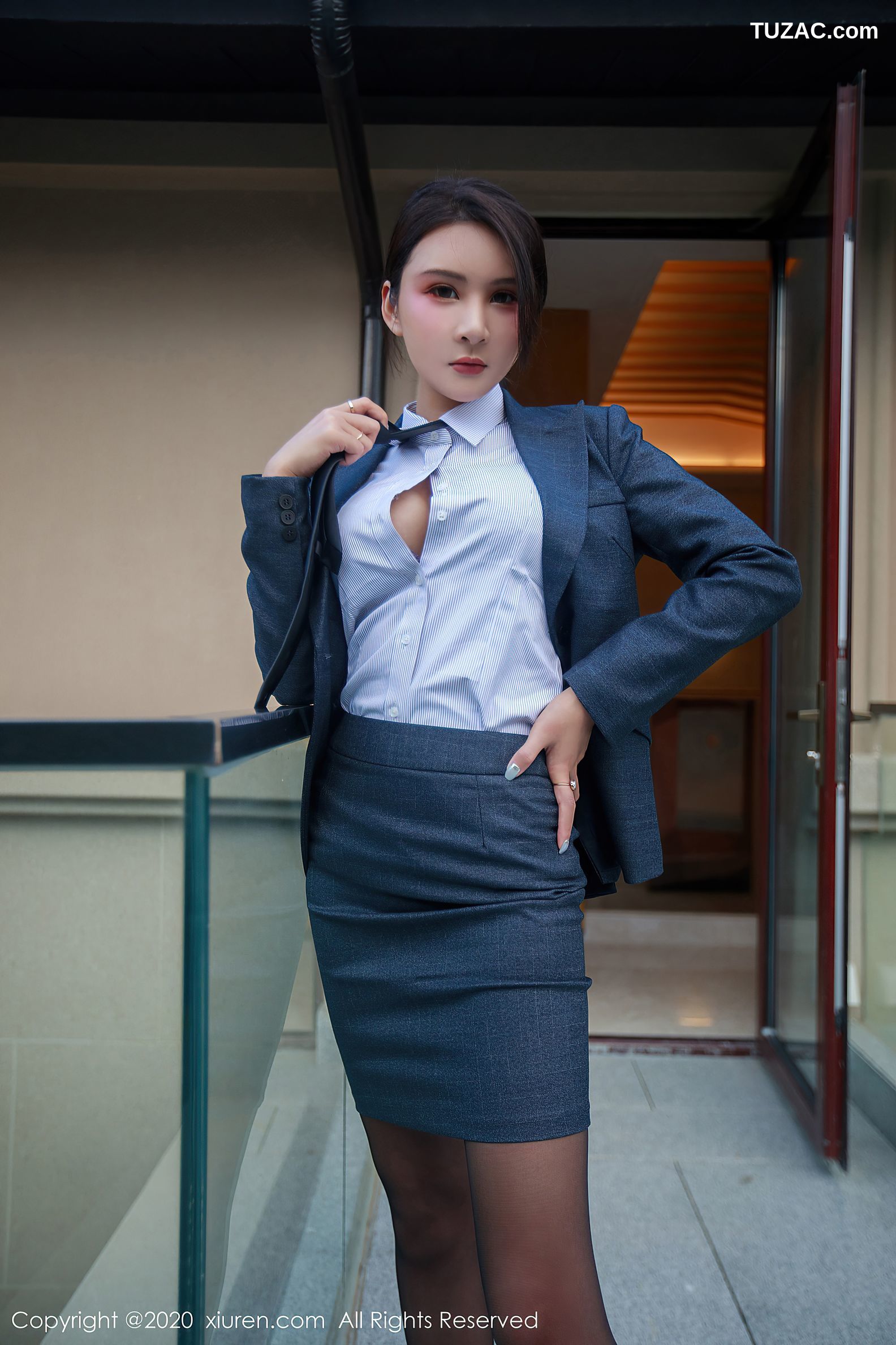 XiuRen秀人网-2309-顾奈奈-《职场秘书制服系列》-2020.07.09