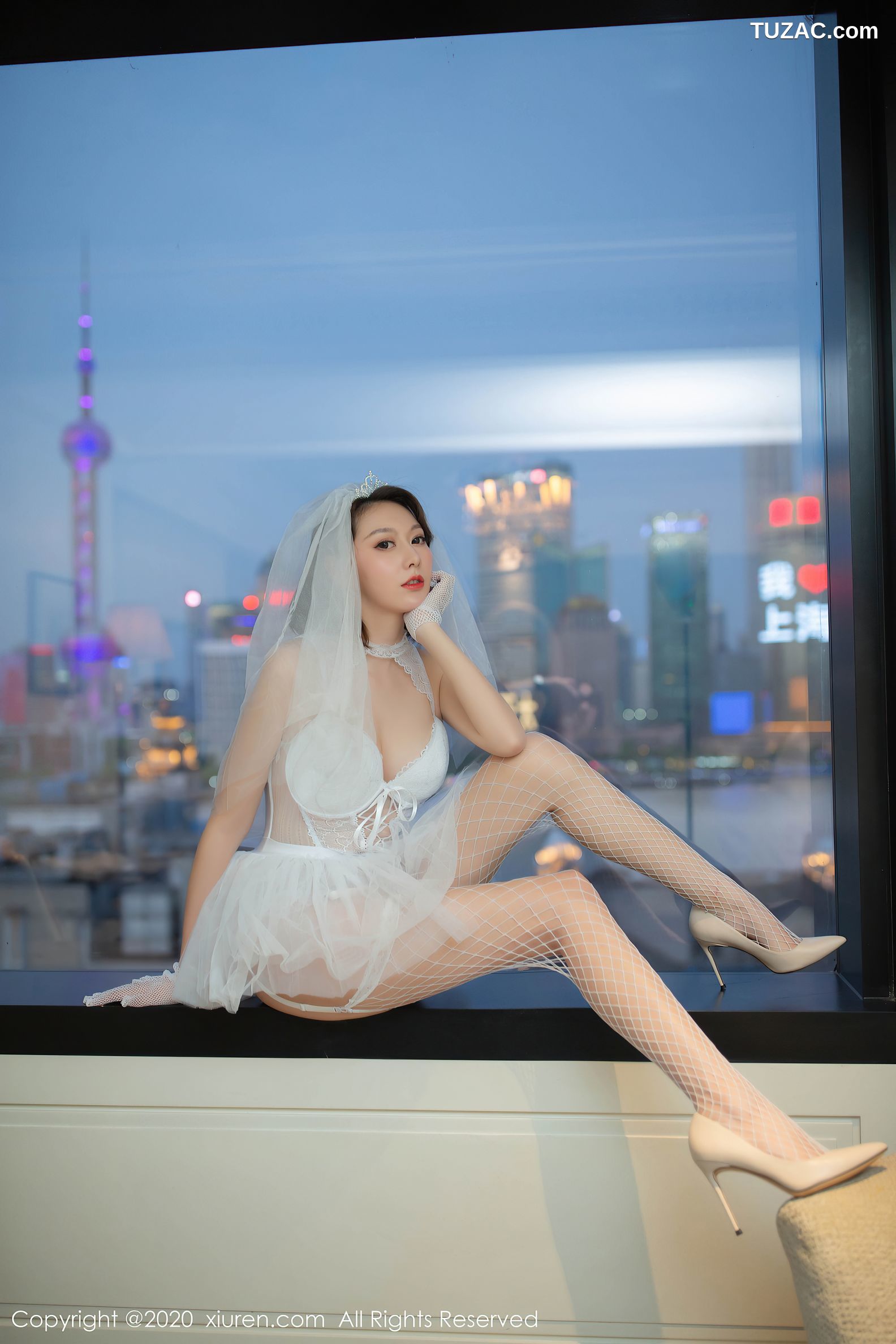 XiuRen秀人网-2328-艺轩-《唯美曼妙婚纱系列》-2020.07.14