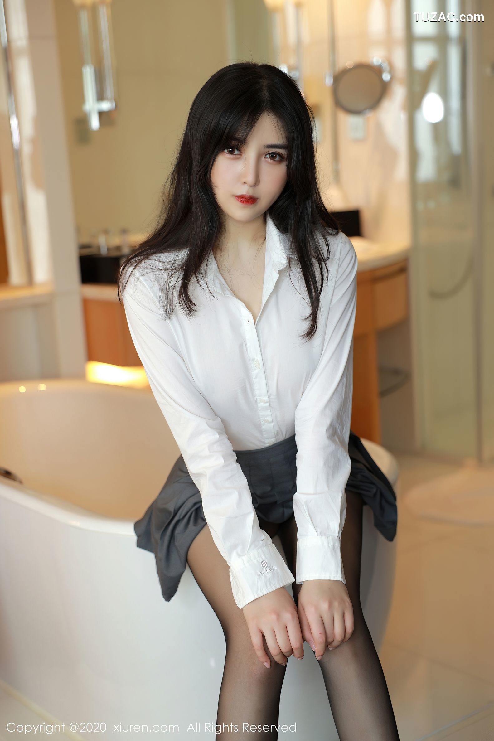 XiuRen秀人网-2330-韩静安-《首套写真》-2020.07.15