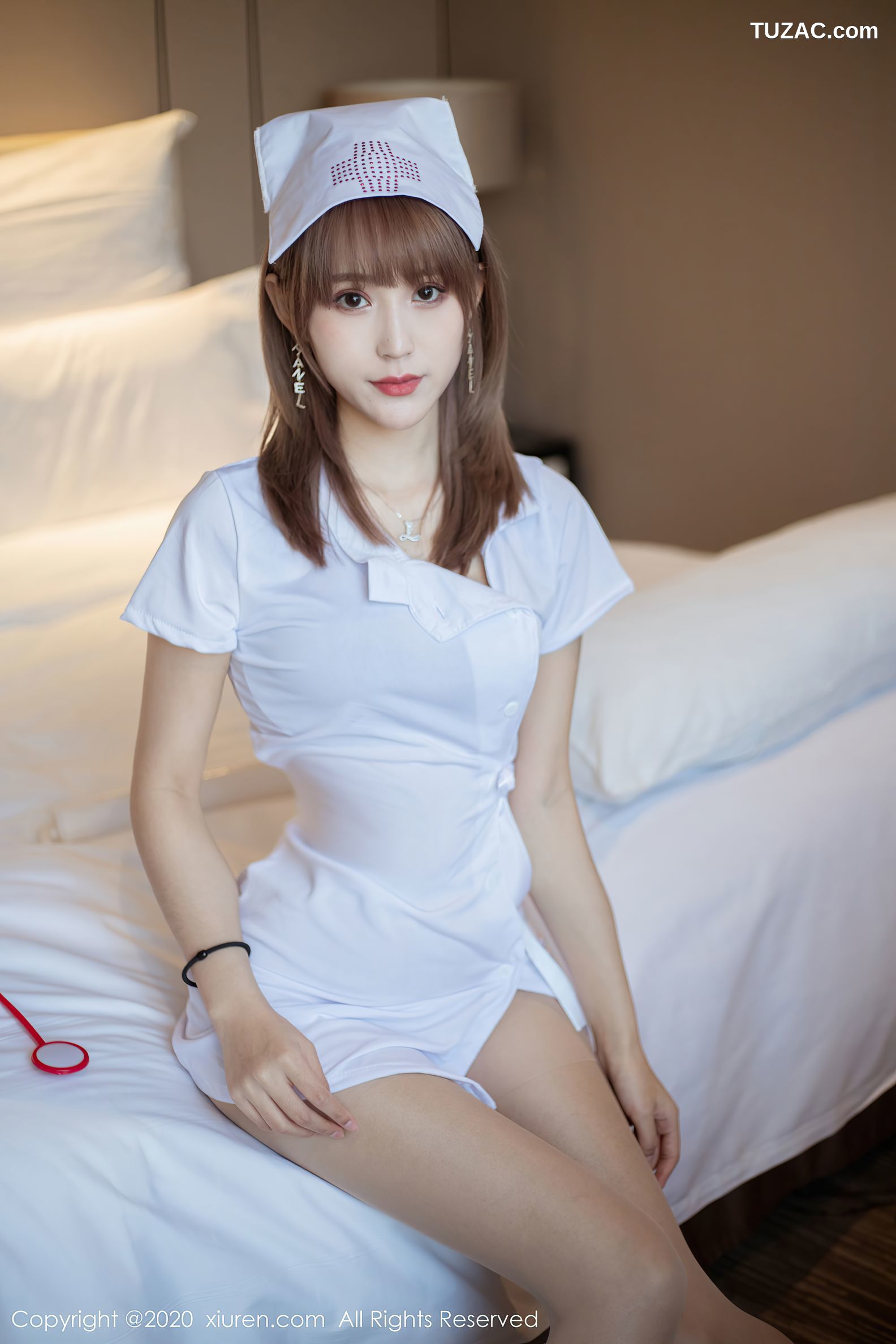 XiuRen秀人网-2377-周慕汐Fairy-《护士装制服系列》-2020.07.28