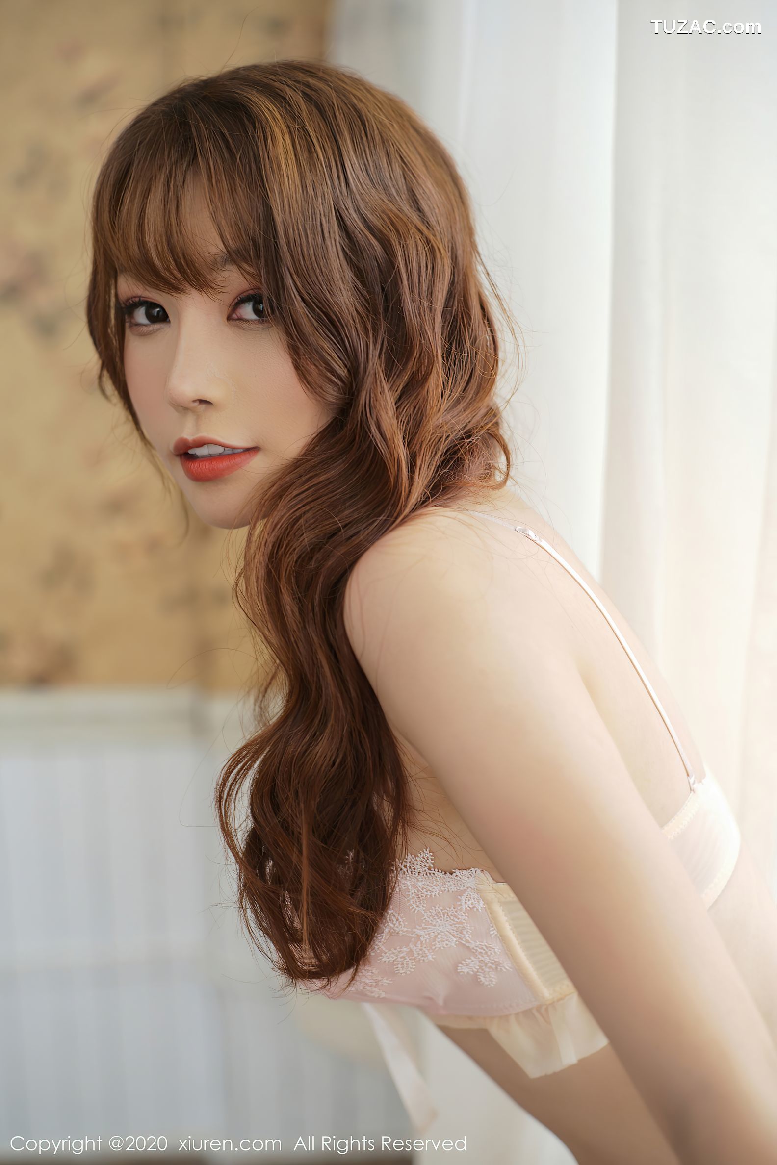 XiuRen秀人网-2502-芝芝-《芝芝BOoty》-2020.08.28